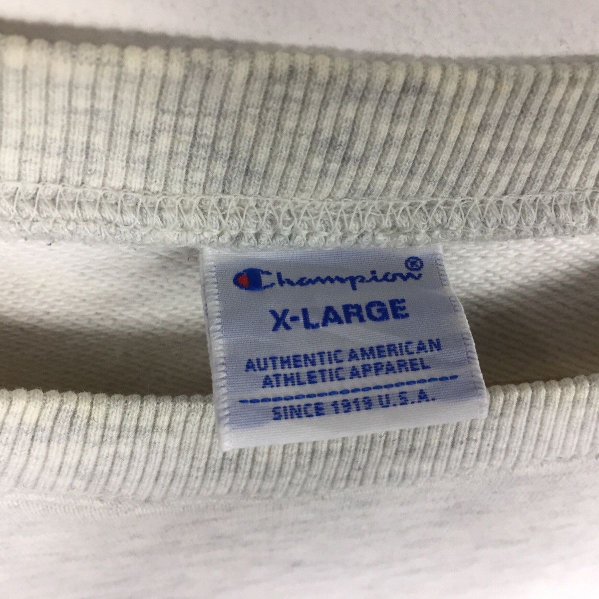 Champion Champion sweatshirt Crewneck jumper pullover streetwear Size US M / EU 48-50 / 2 - 3 Thumbnail