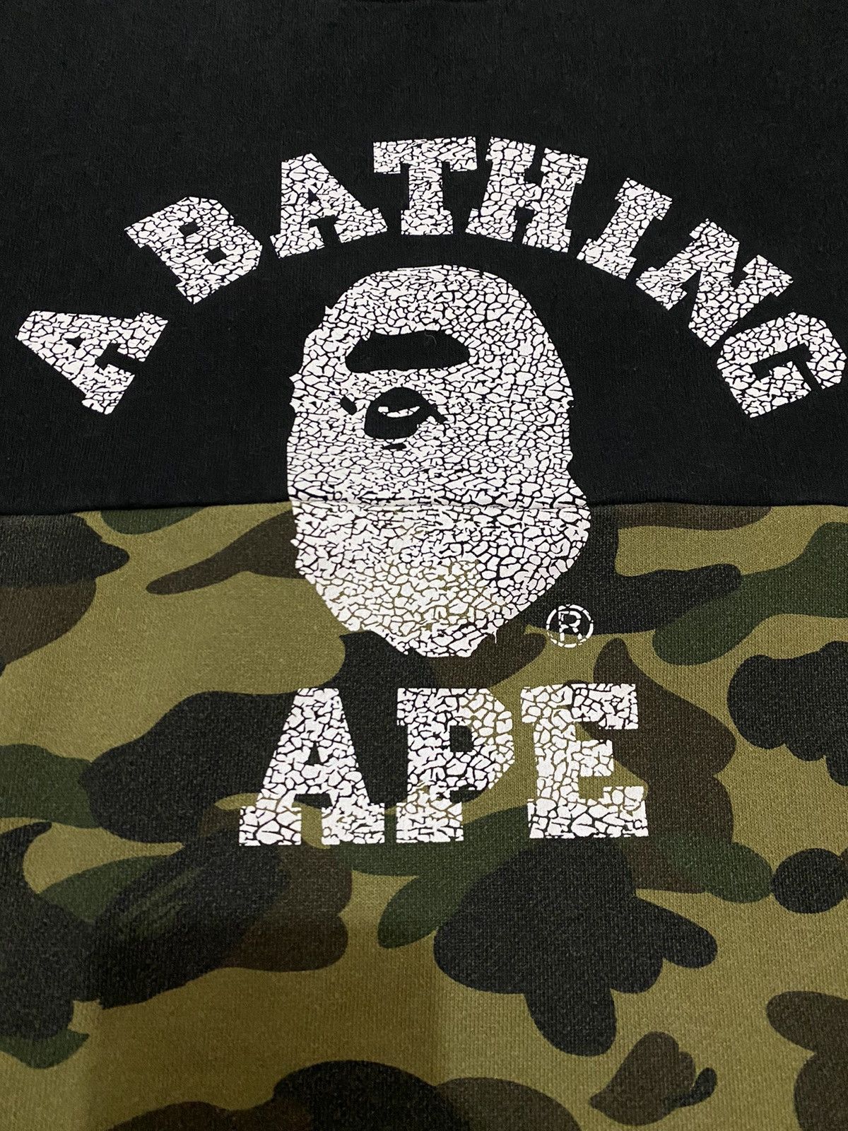 Bape 1st Camo Half College Logo Crewneck Size US XL / EU 56 / 4 - 2 Thumbnail