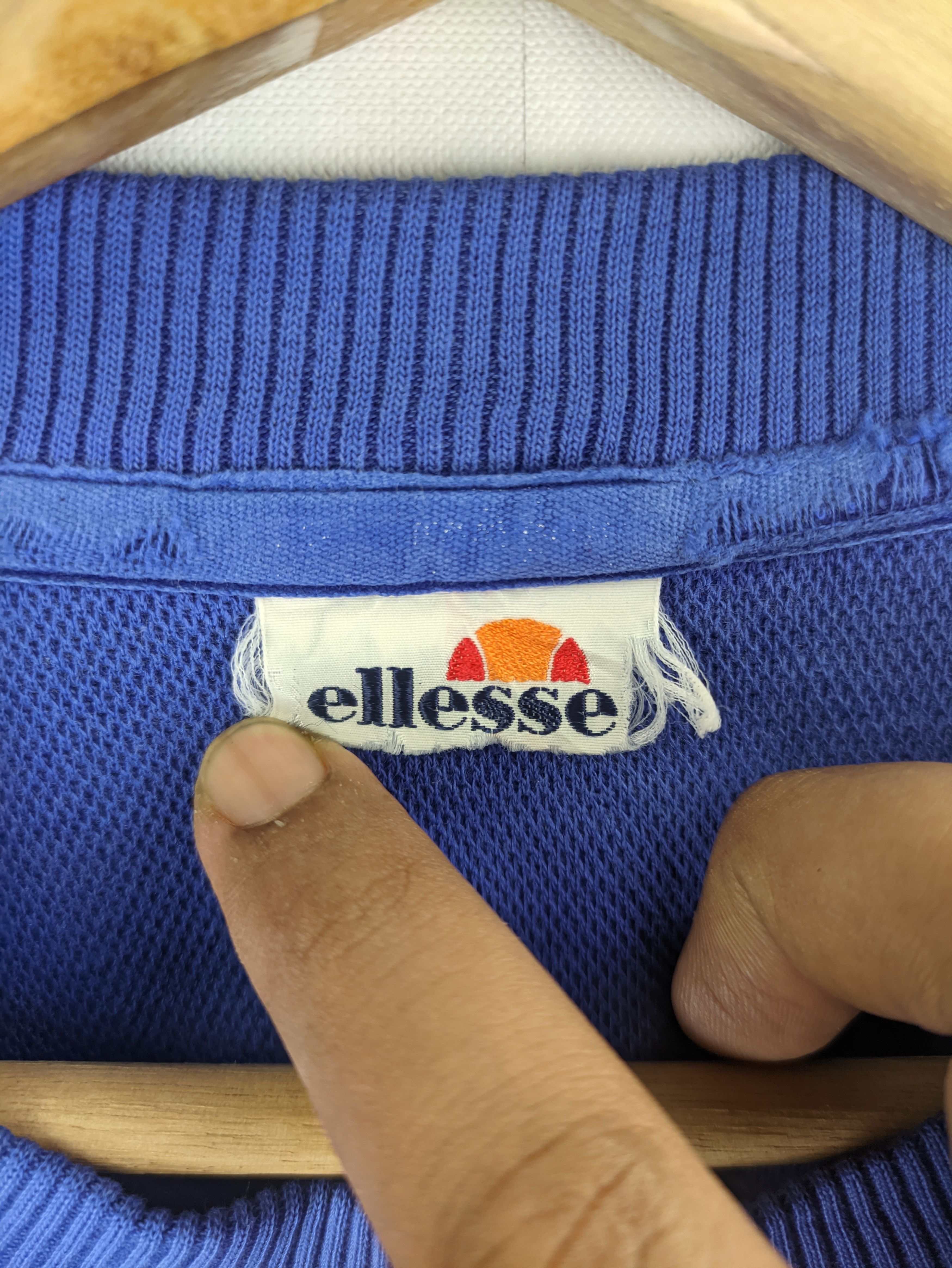 Ellesse Steals🔥Vintage Cropped Sweatshirt by Ellesse Size M / US 6-8 / IT 42-44 - 3 Thumbnail