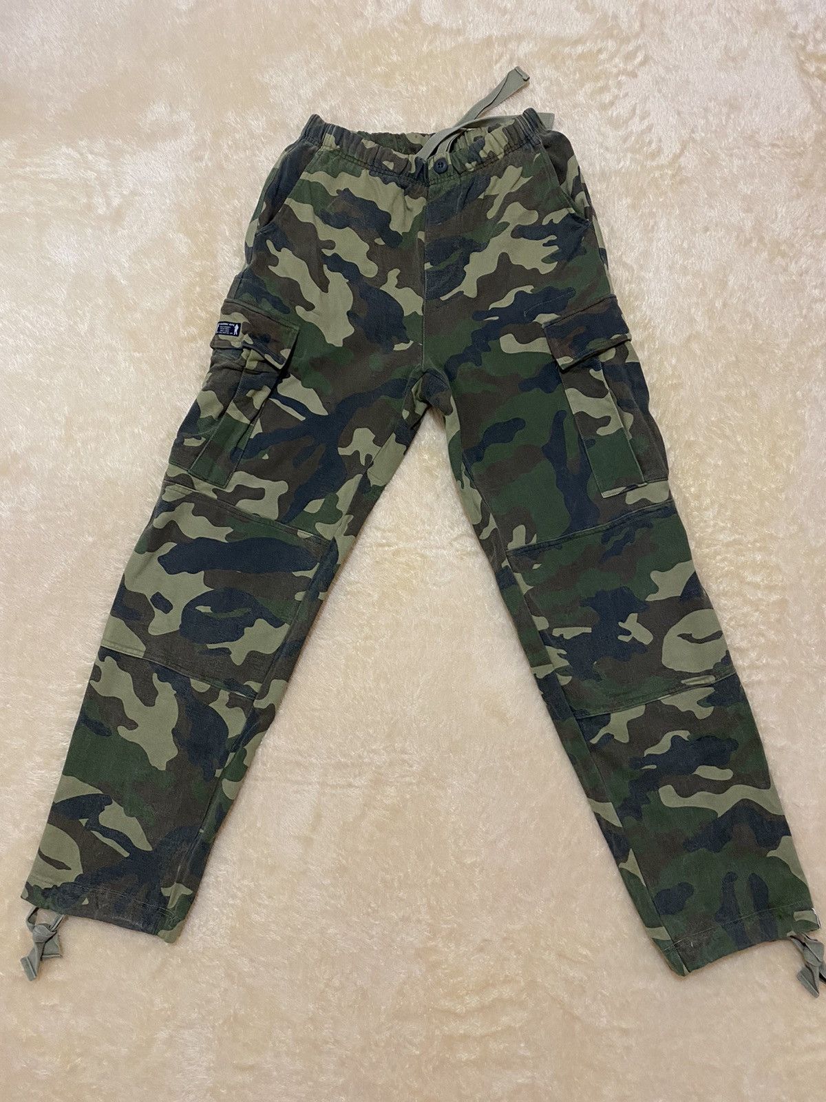 Vintage Woodland Camo Cargo Sweat Pants Size US 30 / EU 46 - 1 Thumbnail