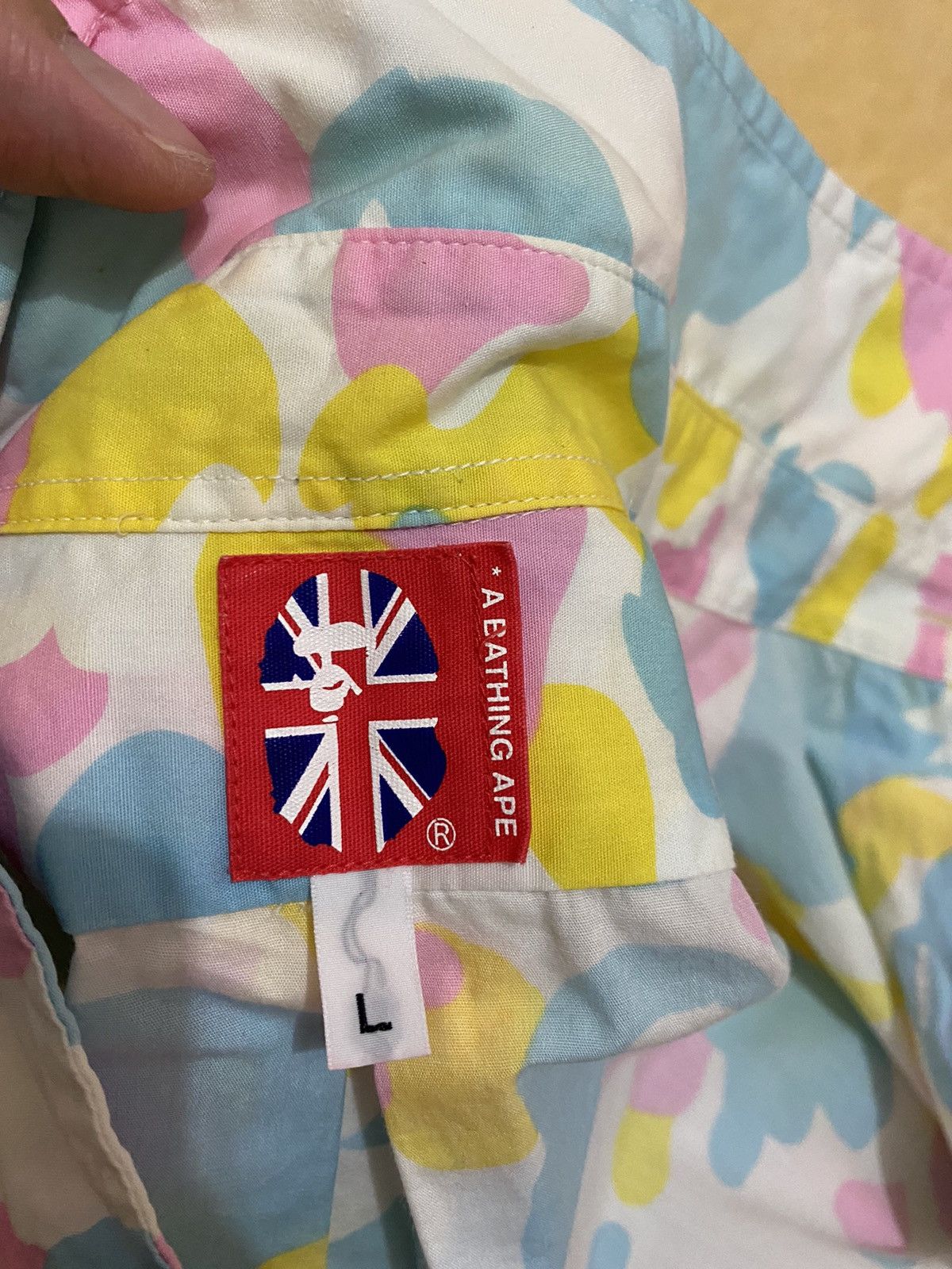 Bape Cotton Candy One Point Button Up Shirt Size US L / EU 52-54 / 3 - 4 Thumbnail