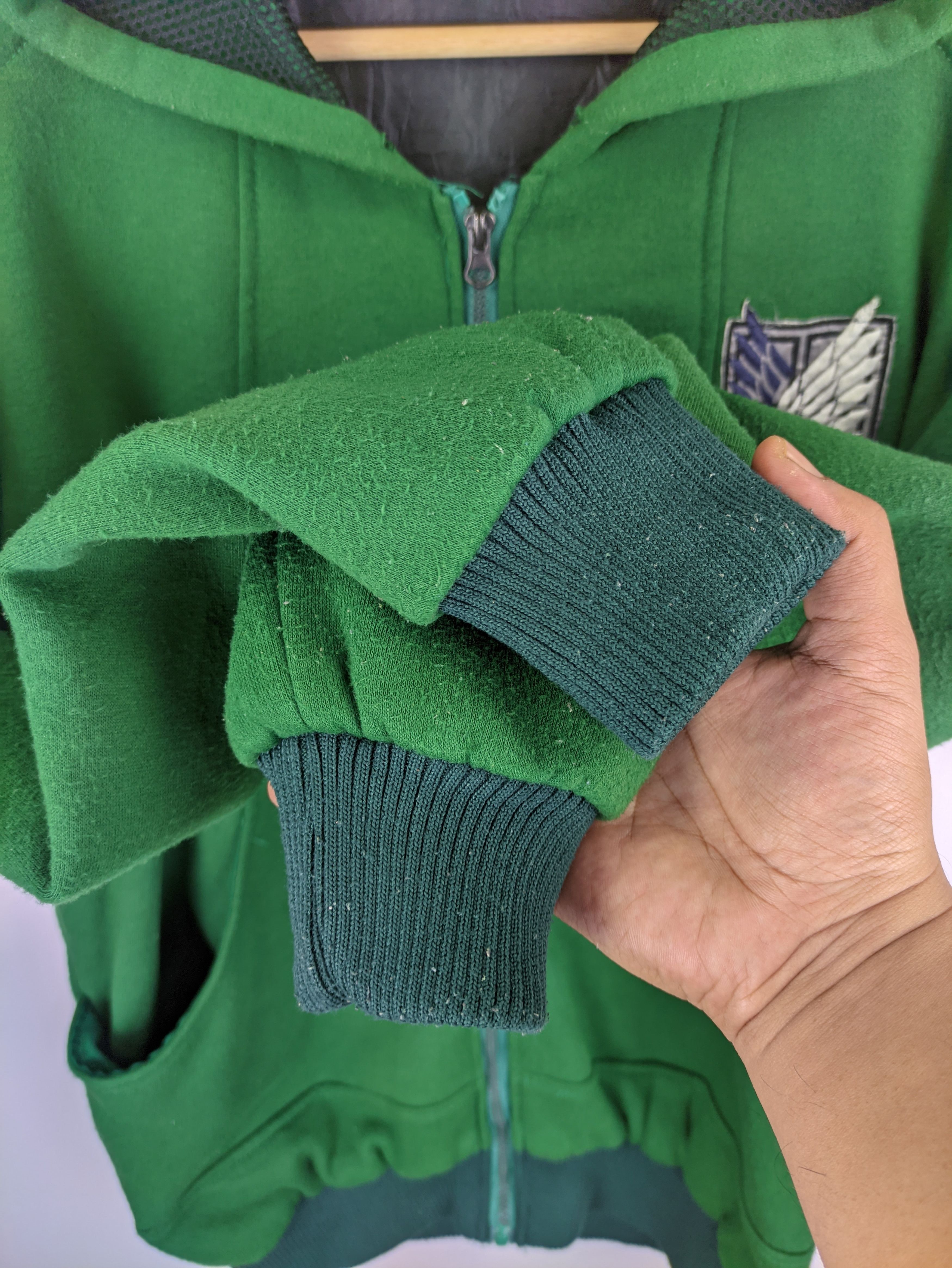 Anime Steals🔥Hoodie Zipper Up Attack On Titan Survey Corps Emblem Size US L / EU 52-54 / 3 - 6 Thumbnail