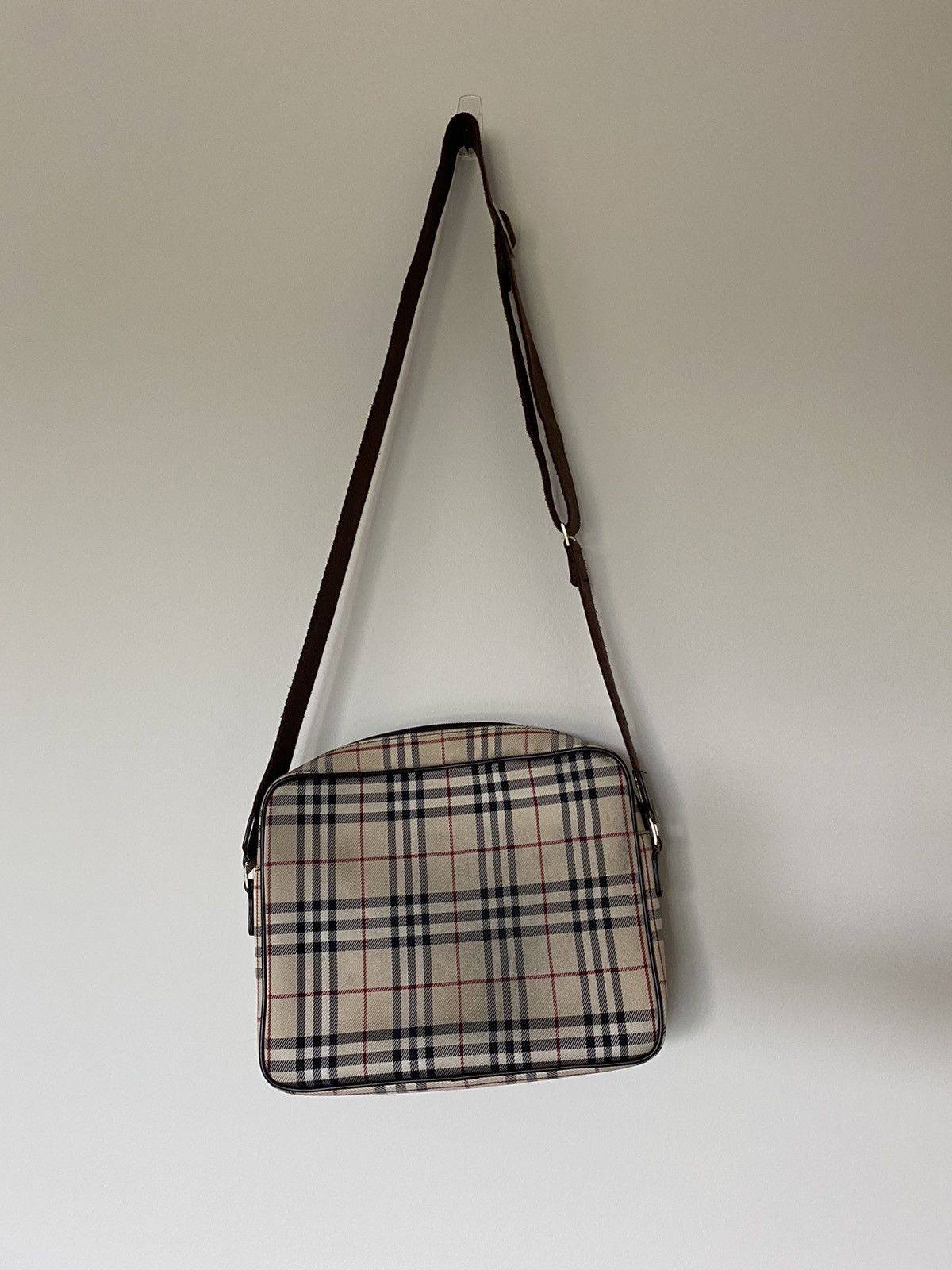 Burberry Burberry Blue Label Messenger Bag Nova Check Size ONE SIZE - 3 Thumbnail
