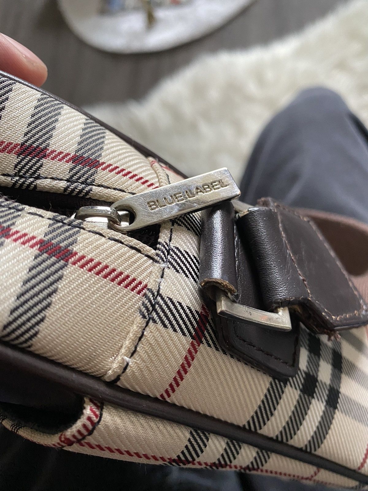 Burberry Burberry Blue Label Messenger Bag Nova Check Size ONE SIZE - 5 Thumbnail