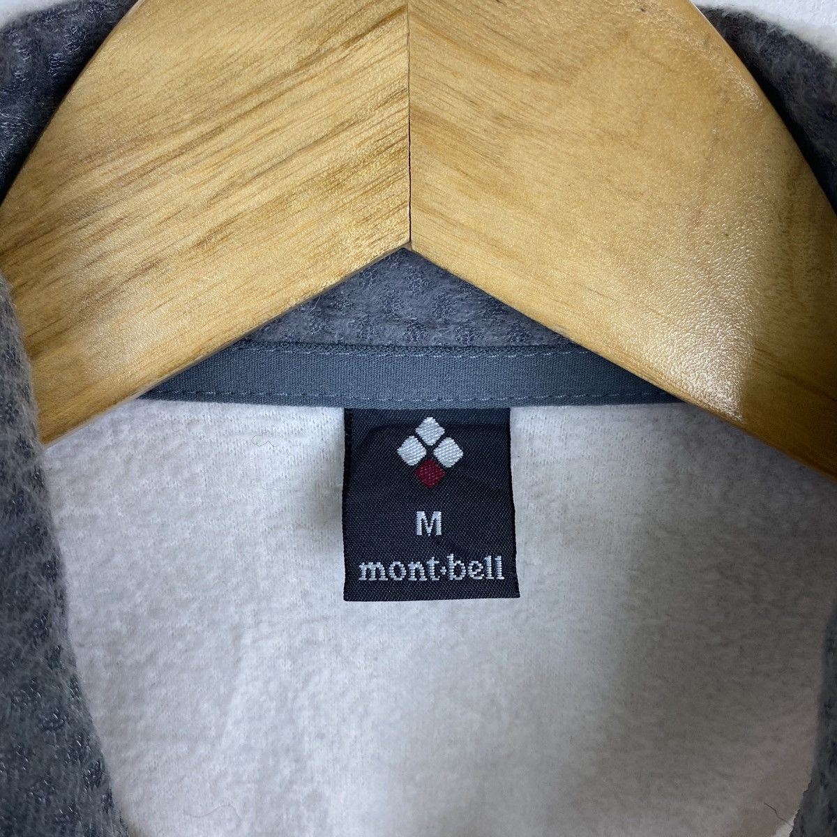 Montbell × Vintage VINTAGE MONTBELL SMALL LOGO FLEECE ZIPPER SWEATER Size US XS / EU 42 / 0 - 5 Thumbnail