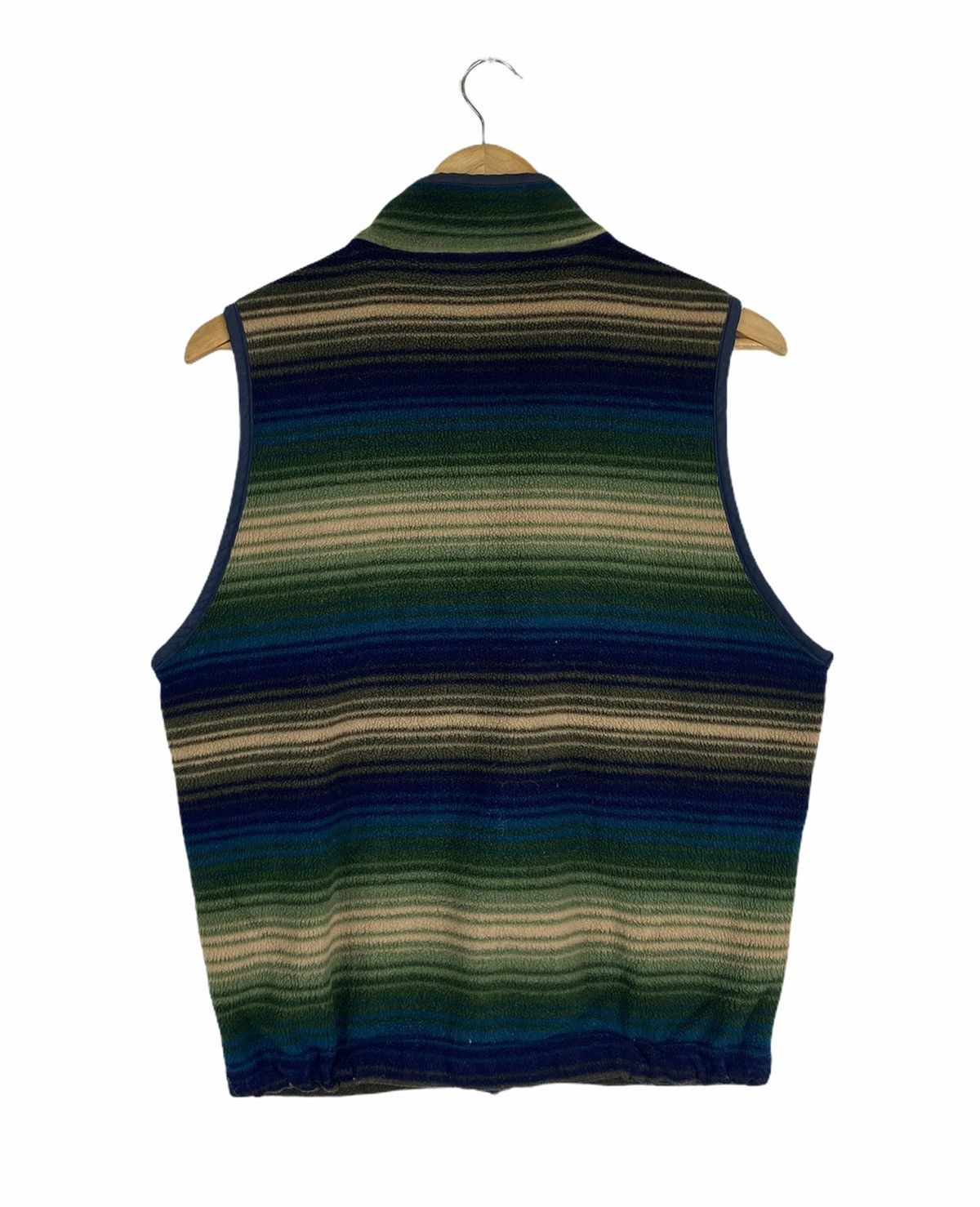 Aigle × Vintage AIGLE OUTDOOR SPORTSWEAR NAVAJO DESIGN FLEECE ZIPPER VEST Size US S / EU 44-46 / 1 - 2 Thumbnail