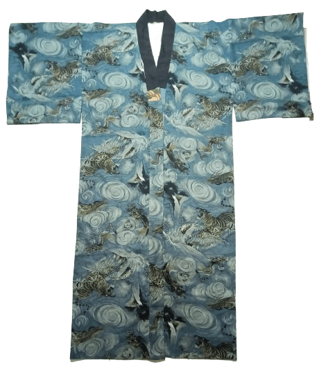 image of Edition Japan x Kimono Japan Dragon Silk Kimono Japanese Hanten Haori Japanese Traditional in Blue/