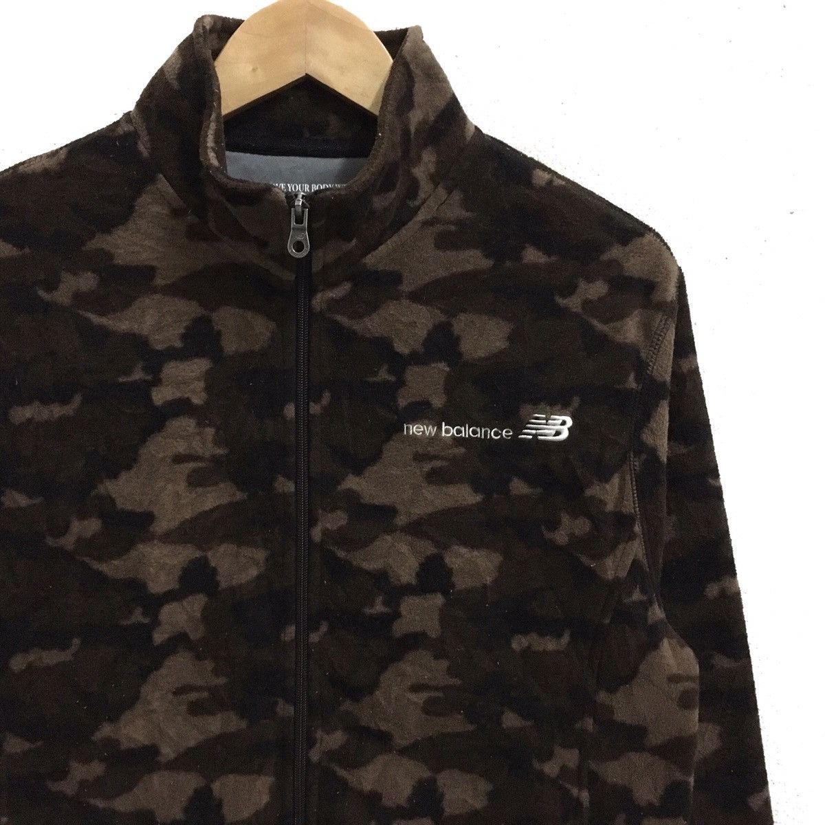New Balance NEW BALANCE SMALL LOGO SPORTSWEAR FLEECE ZIPPER SWEATER Size US S / EU 44-46 / 1 - 3 Thumbnail