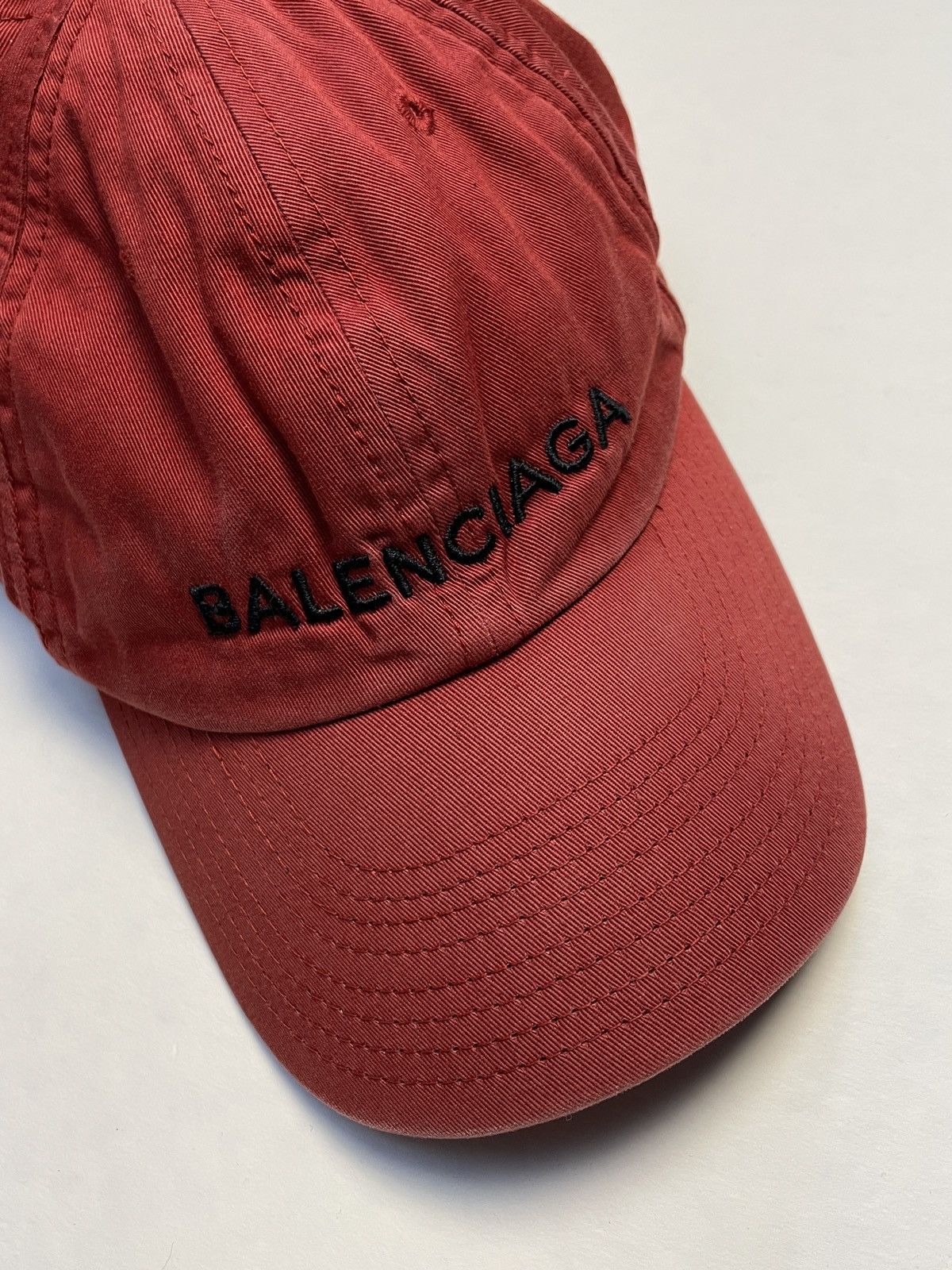 Balenciaga Balenciaga Distressed Embroidered Logo Cap Size ONE SIZE - 1 Thumbnail