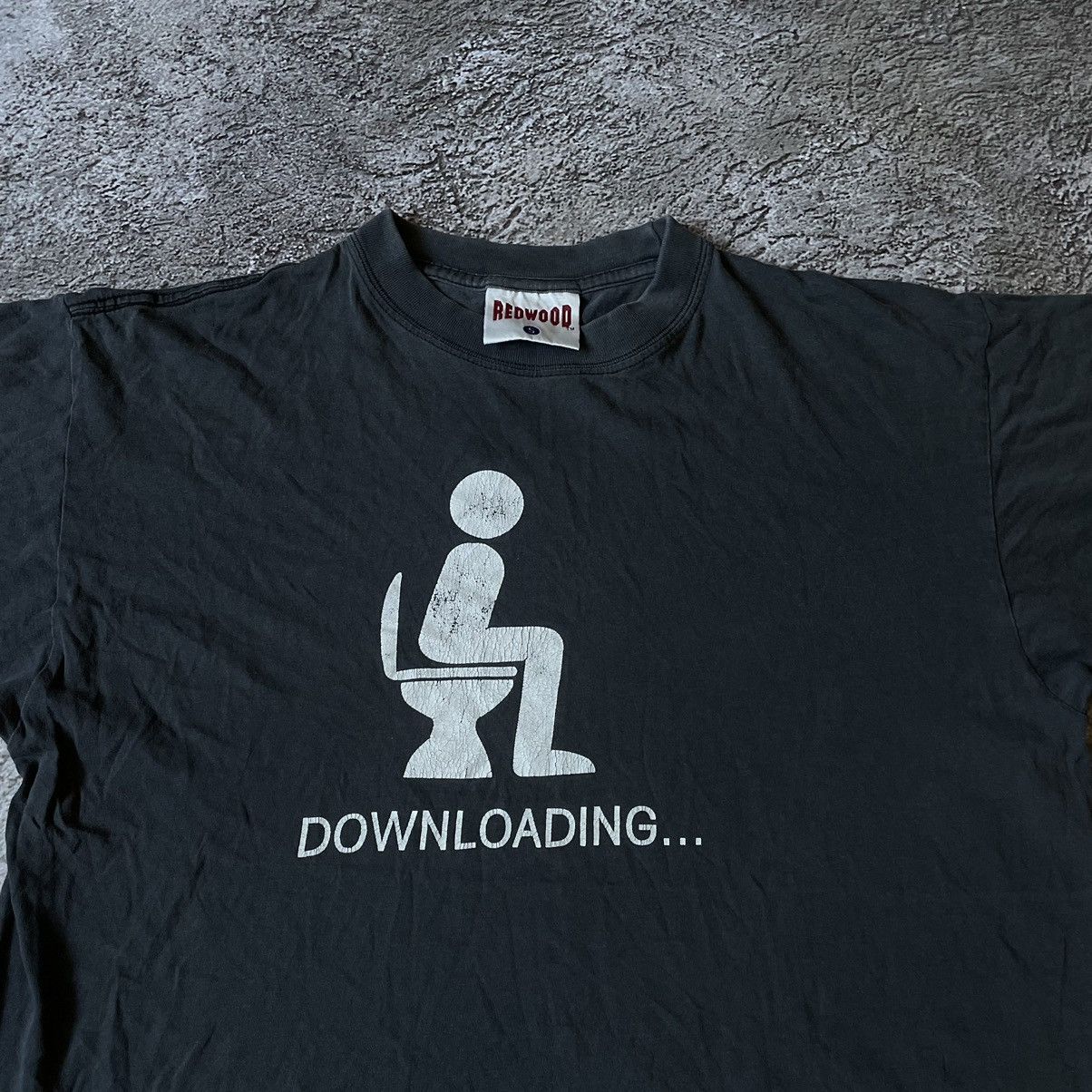 Vintage Vintage Y2K Downloading Graphic Tee Funny Slogan Streetwear Size US S / EU 44-46 / 1 - 5 Thumbnail