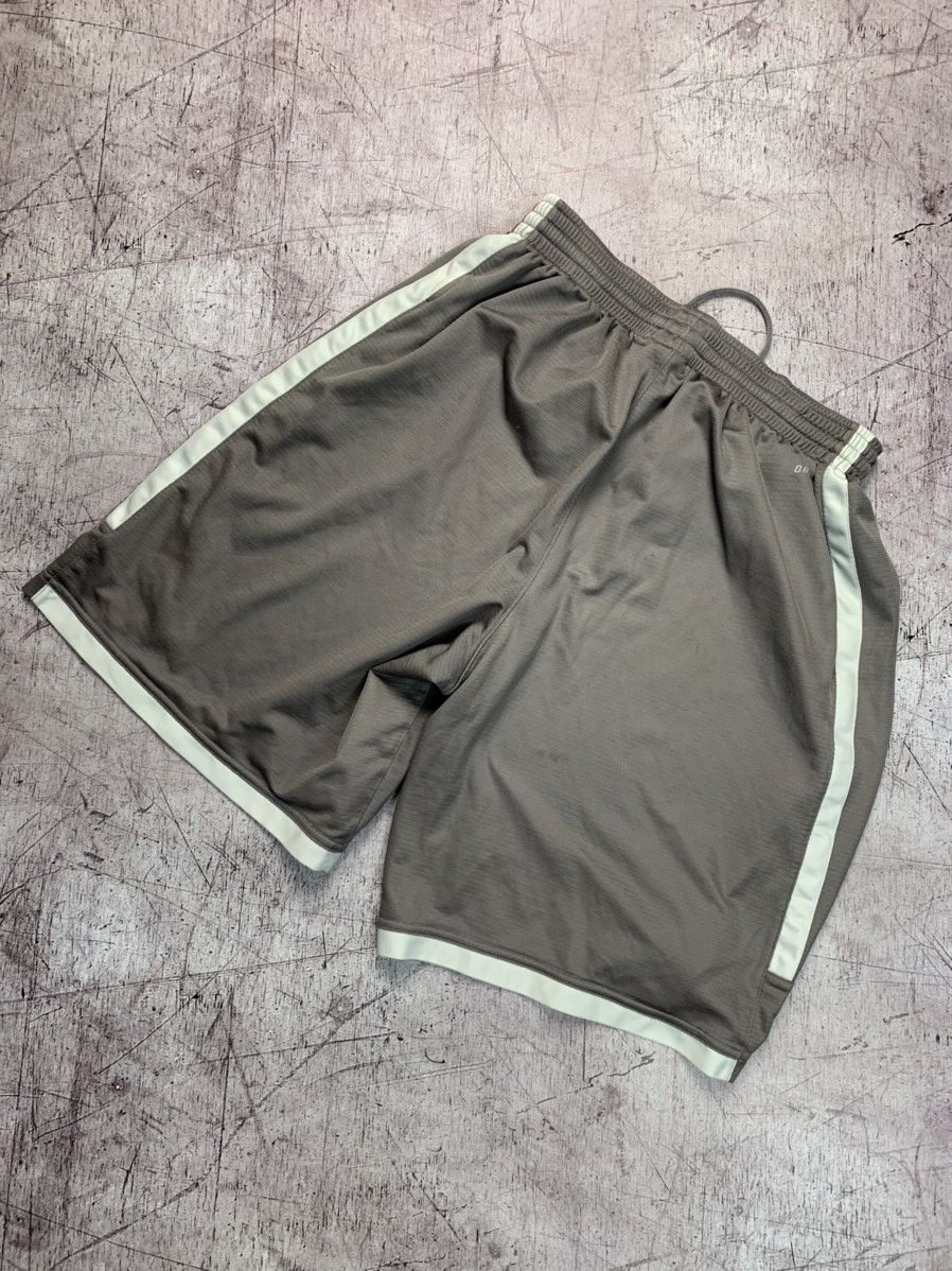Nike × Vintage Vintage Nike Y2K Hype Shorts Size US 34 / EU 50 - 2 Thumbnail
