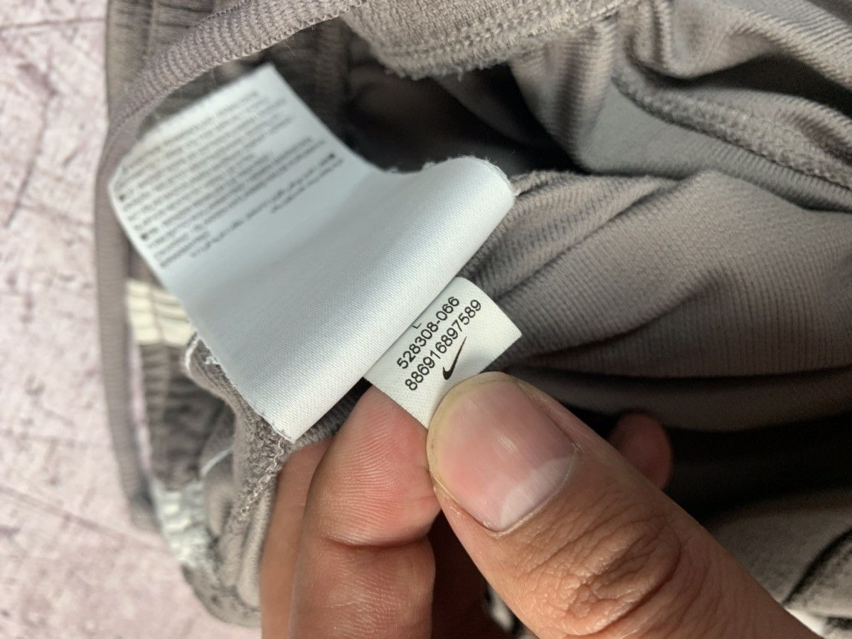 Nike × Vintage Vintage Nike Y2K Hype Shorts Size US 34 / EU 50 - 9 Thumbnail