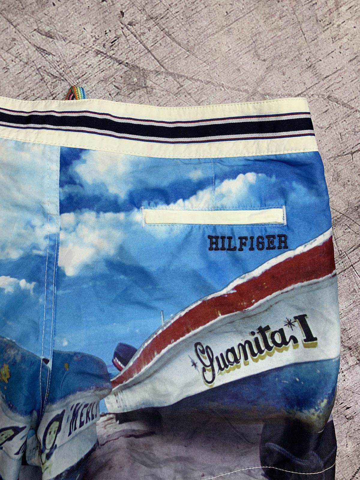 Tommy Hilfiger Vintage Tommy Hilfiger Y2K Shorts Size US 30 / EU 46 - 9 Thumbnail