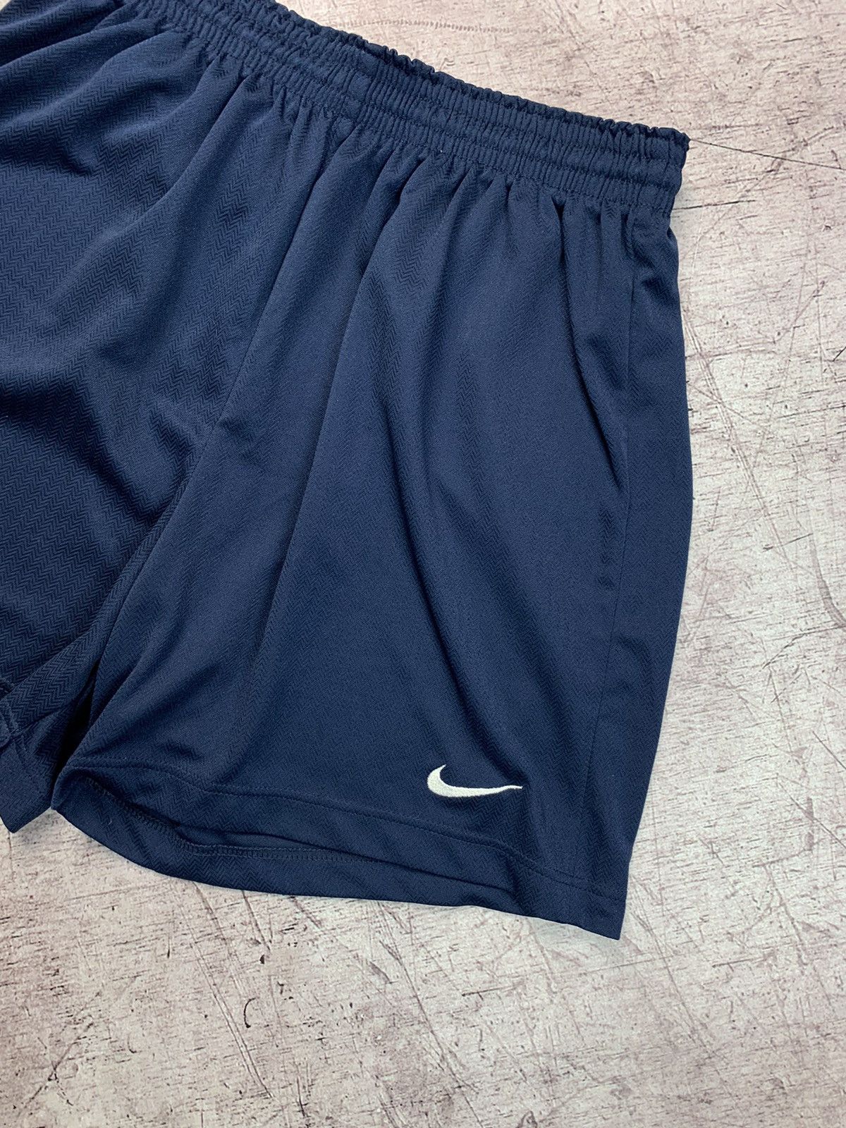 Nike × Vintage Nike Vintage Y2K Shorts Size US 34 / EU 50 - 3 Thumbnail