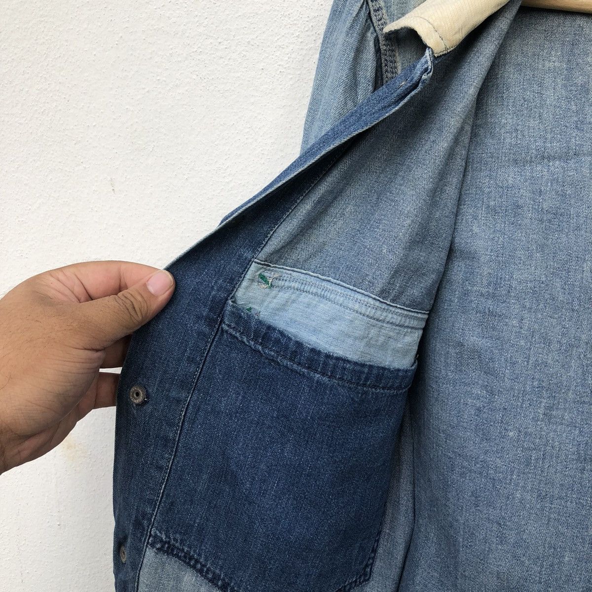 Blue Blue Japan BLUE BLUE JAPAN SHIRT BUTTON UPS DISTRESSED DESIGN Size US M / EU 48-50 / 2 - 11 Thumbnail