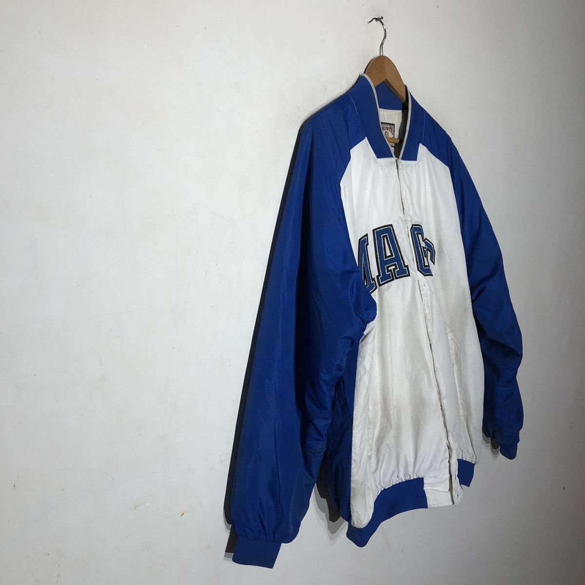 NBA VINTAGE NBA TEAM MAGIC BUTTON VARSITY JACKET Size US XXL / EU 58 / 5 - 3 Thumbnail