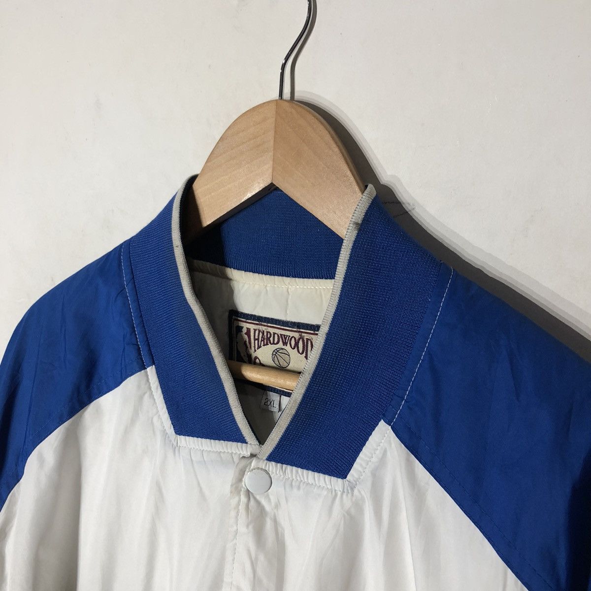 NBA VINTAGE NBA TEAM MAGIC BUTTON VARSITY JACKET Size US XXL / EU 58 / 5 - 7 Thumbnail
