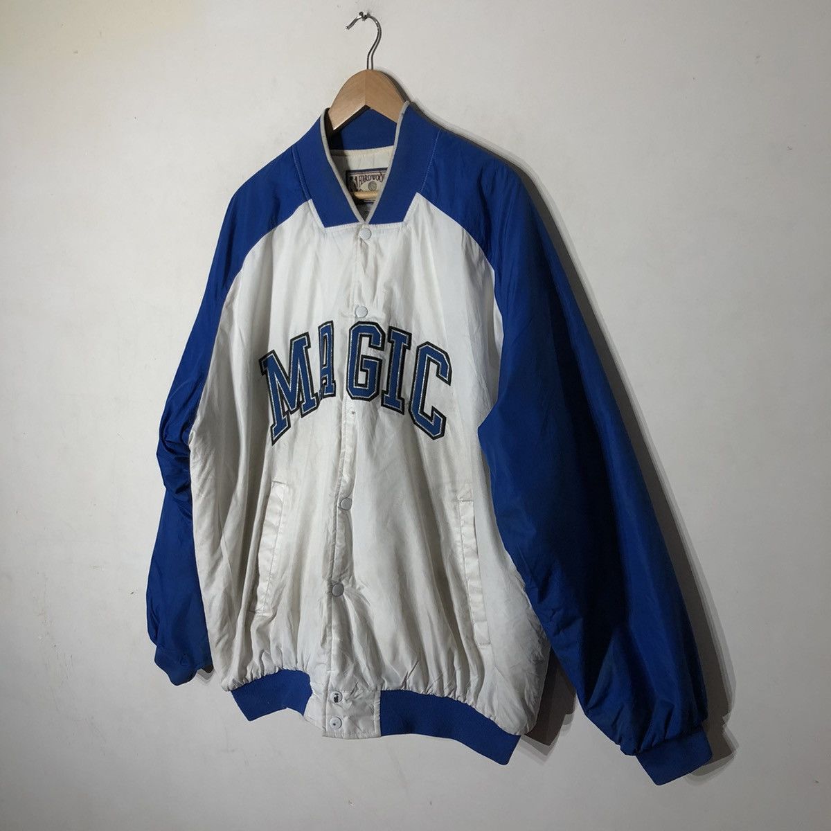 NBA VINTAGE NBA TEAM MAGIC BUTTON VARSITY JACKET Size US XXL / EU 58 / 5 - 2 Thumbnail