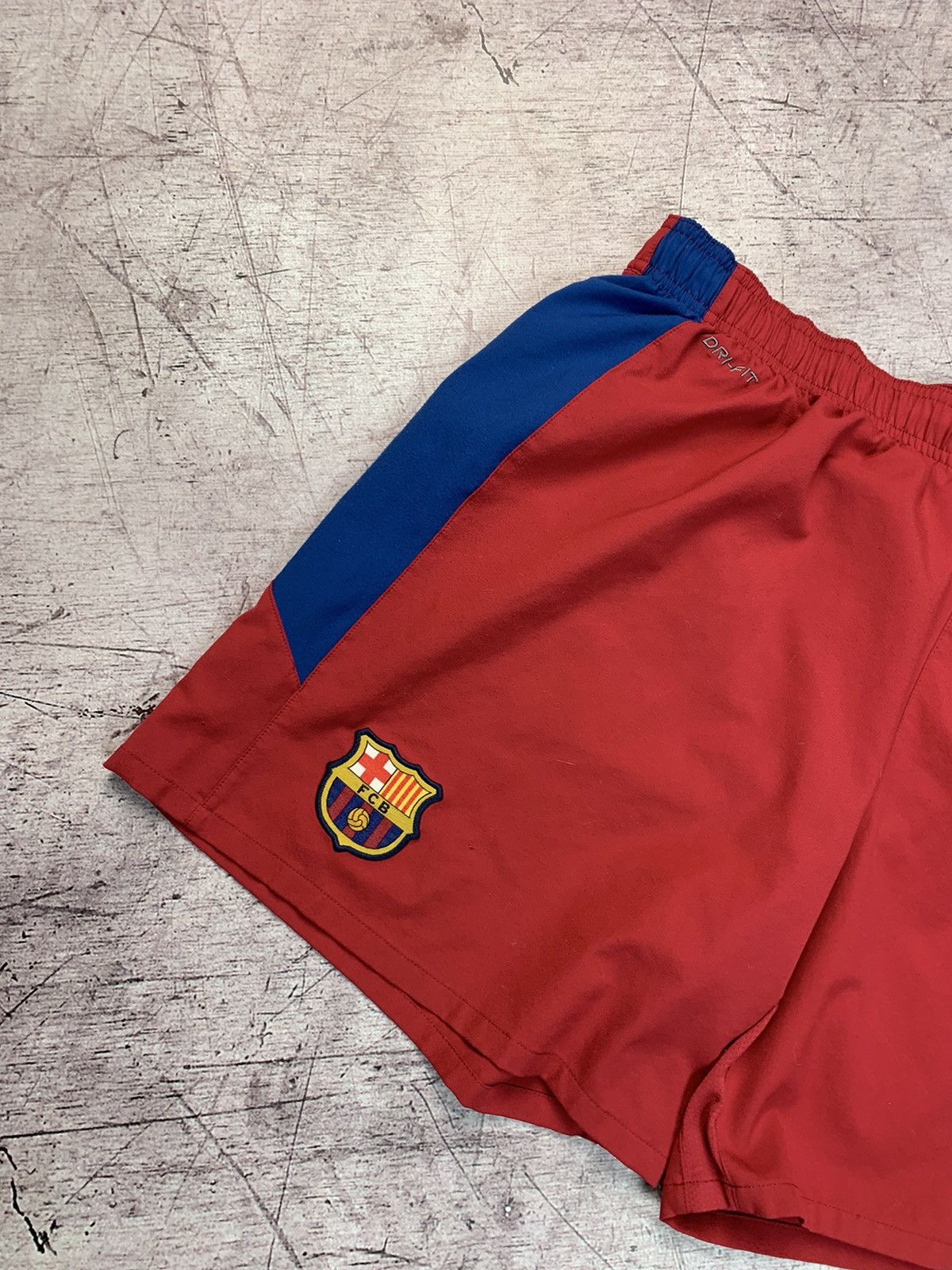 Nike Nike F.C Barcelona Shorts Size US 34 / EU 50 - 2 Thumbnail