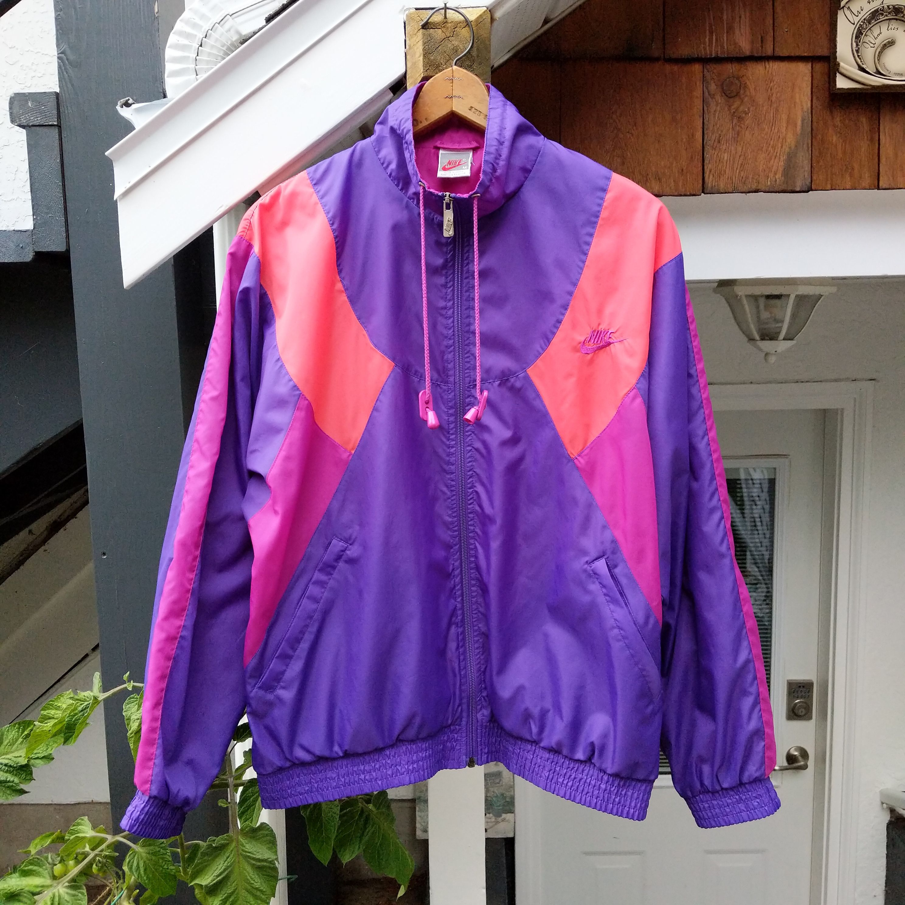 Colorblock windbreaker nike online