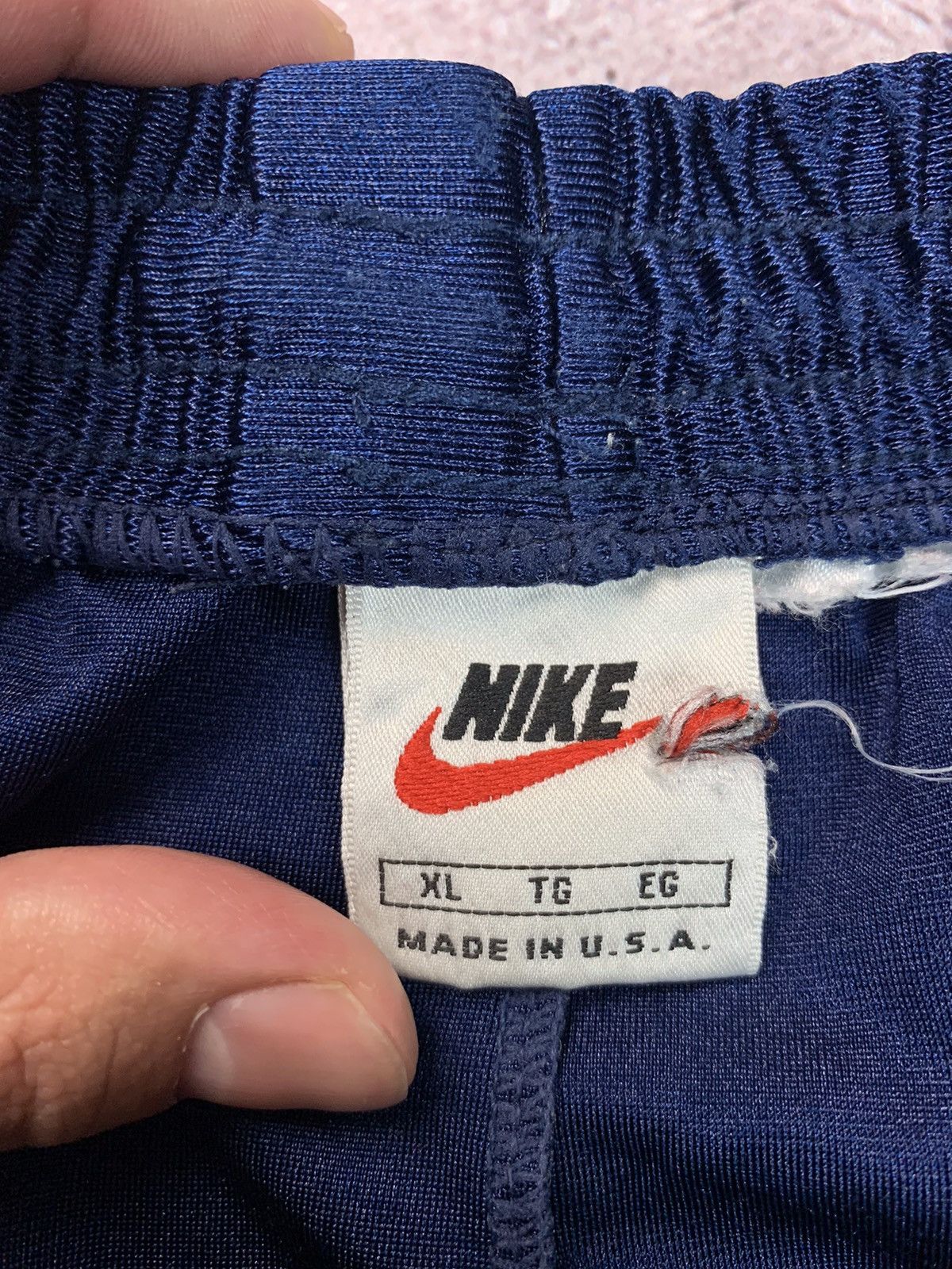 Nike Vintage Nike Shorts Size US 36 / EU 52 - 4 Thumbnail