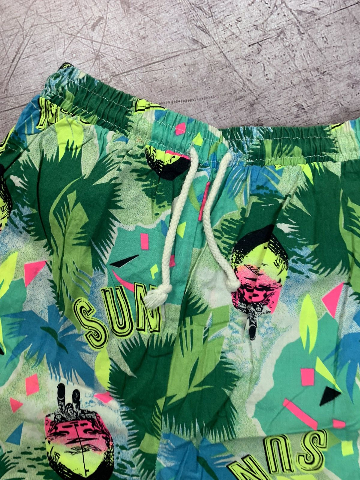 Other Vintage Hawaiian Crazy Art Shorts Size US 32 / EU 48 - 6 Thumbnail