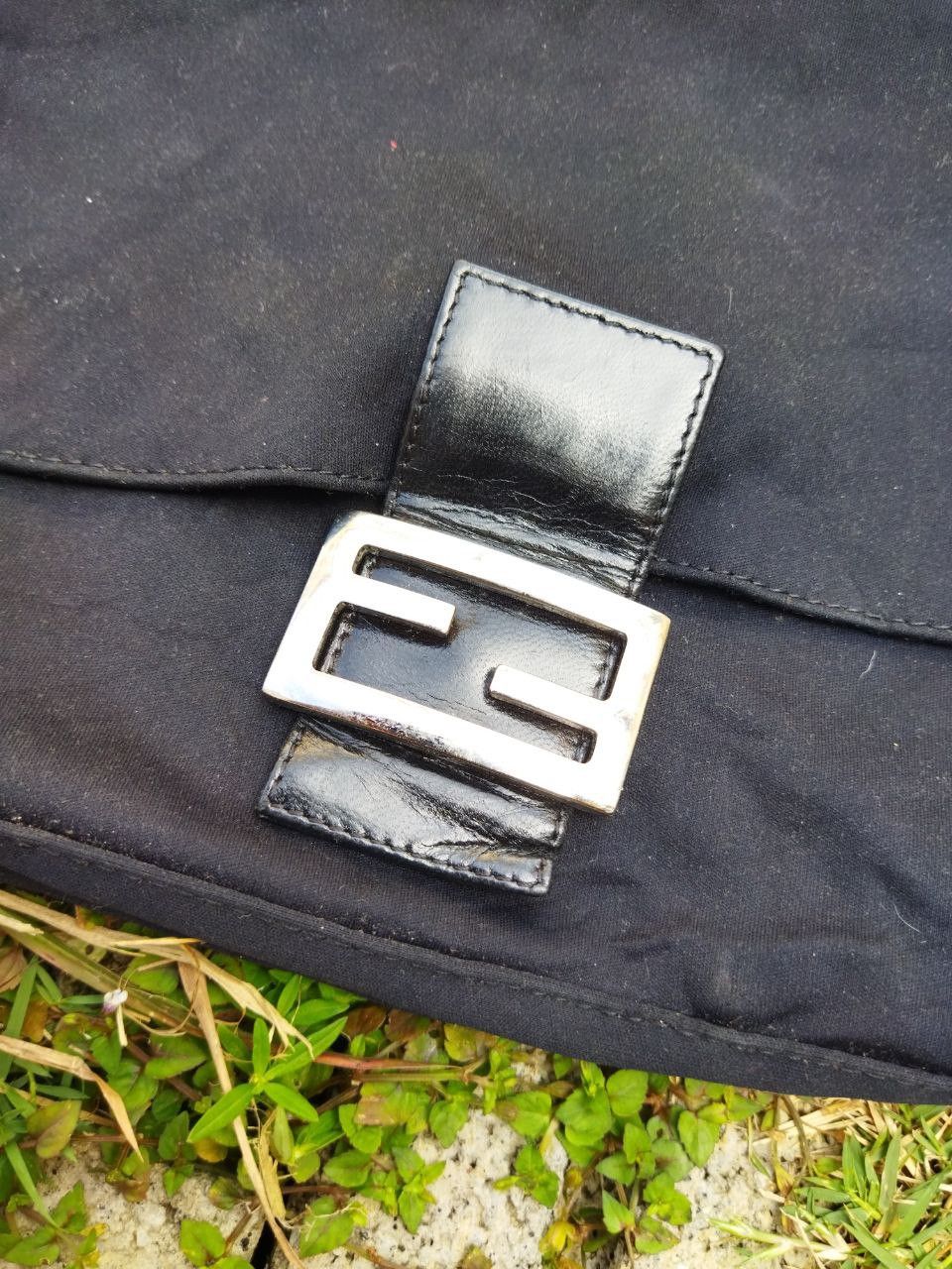 Fendi Vintage Fendi Bag Size ONE SIZE - 3 Thumbnail