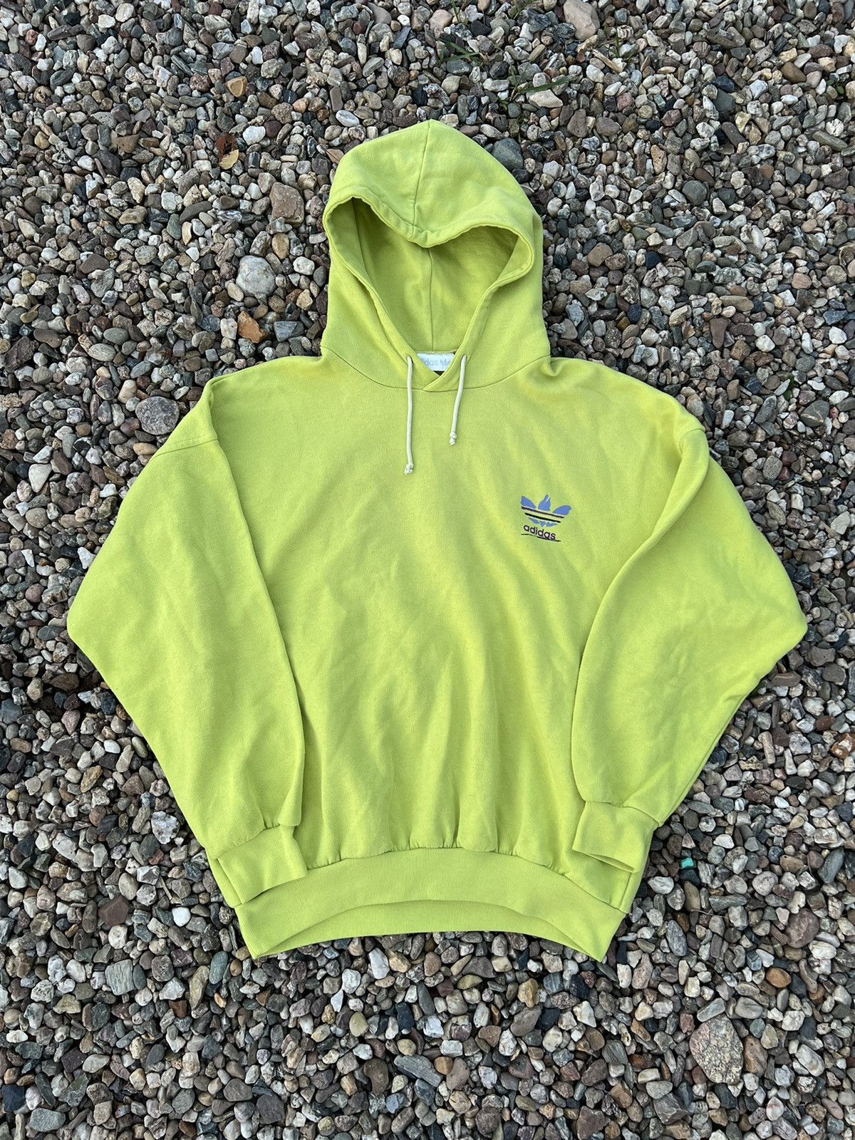 Adidas Adidas vintage 90s chest logo hoodie Size US M / EU 48-50 / 2 - 1 Thumbnail