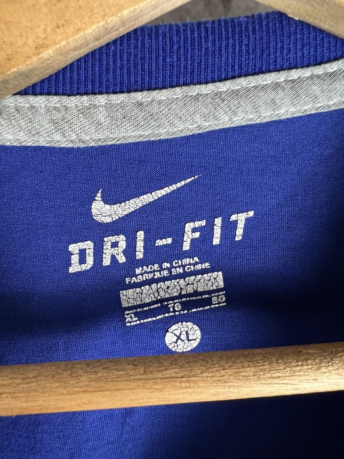 Nike Nike golden swoosh fly Vintage tshirt Size US XL / EU 56 / 4 - 3 Thumbnail