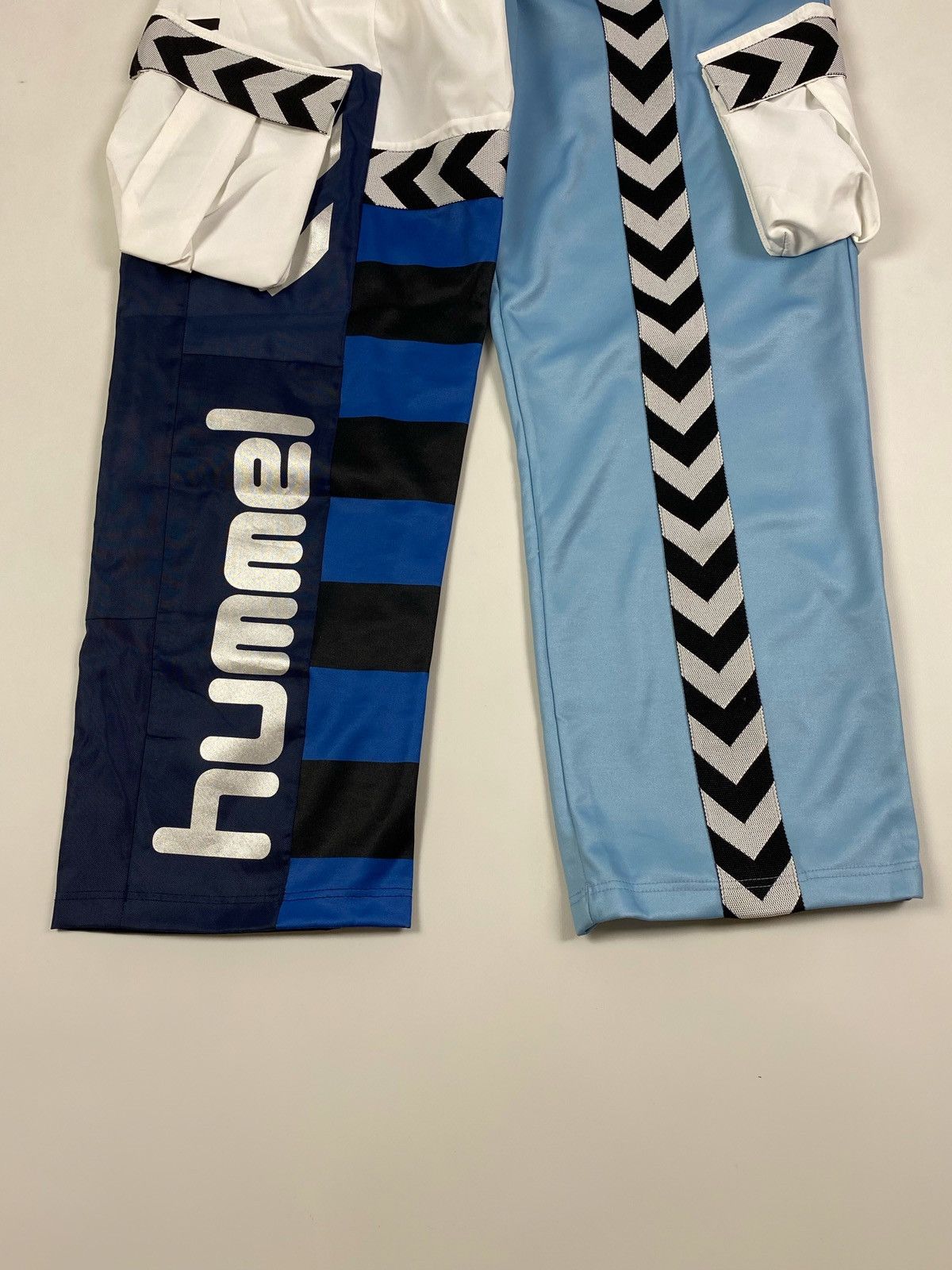 Hummel Hummel Astrid Andersen Mikkel Mixed Cargo Pants Size S/M Size US 32 / EU 48 - 6 Thumbnail