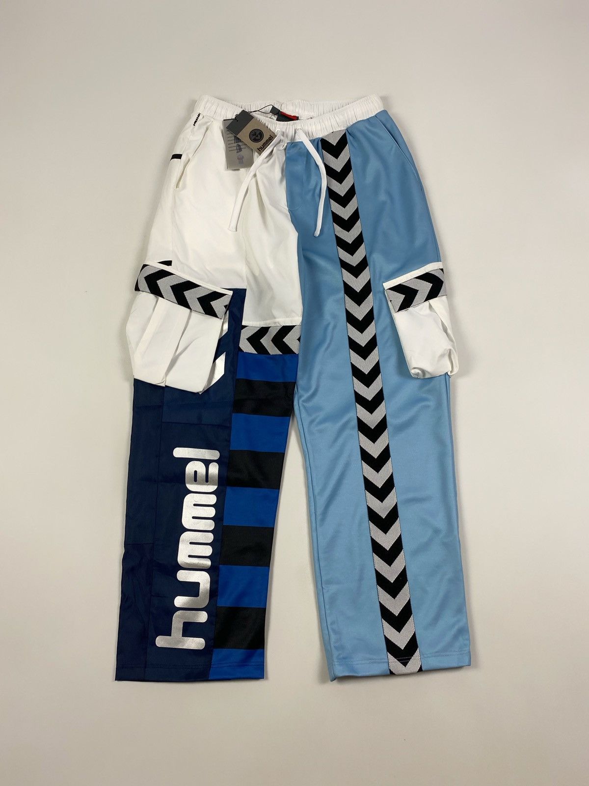 Hummel Hummel Astrid Andersen Mikkel Mixed Cargo Pants Size S/M Size US 32 / EU 48 - 4 Thumbnail