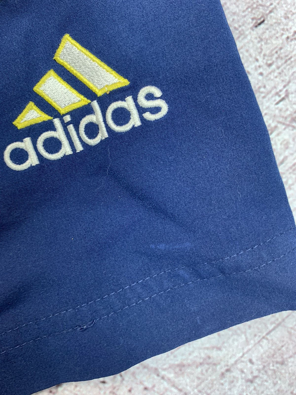 Adidas × Vintage Vintage Adidas Y2K Shorts Size US 32 / EU 48 - 5 Thumbnail