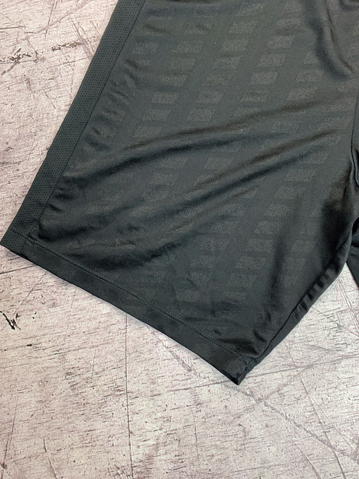 Nike × Vintage Nike Vintage Shorts Y2K Size US 32 / EU 48 - 5 Thumbnail