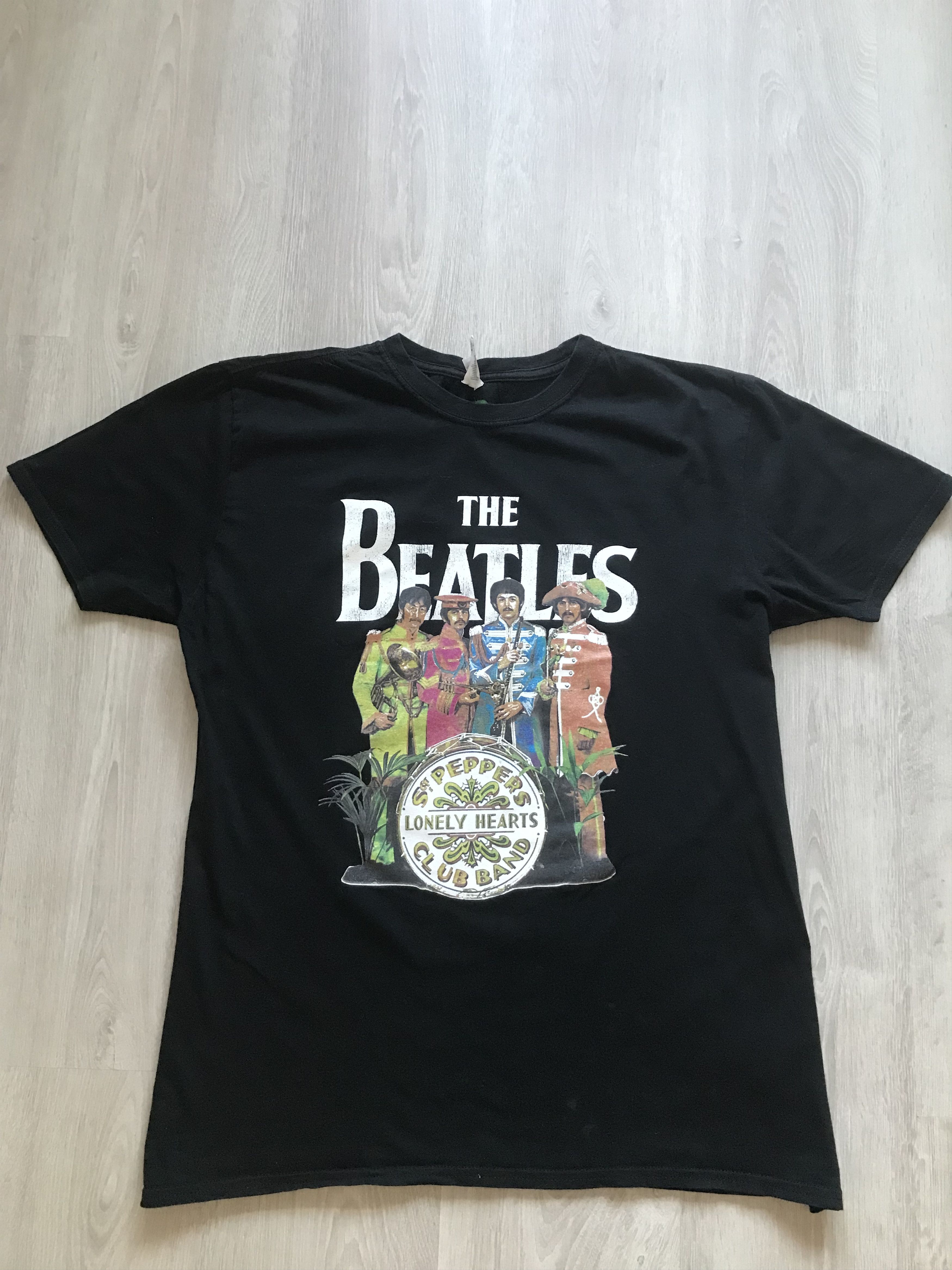 Band Tees The Beatles tee peppers club band 2009 Size US XL / EU 56 / 4 - 1 Thumbnail