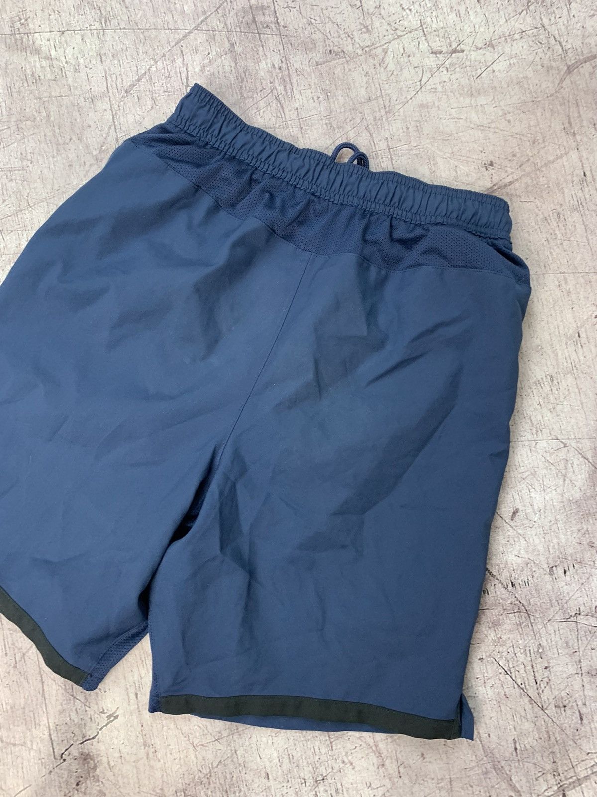 Nike Vintage Nike Manchester United Shorts Size US 30 / EU 46 - 10 Thumbnail