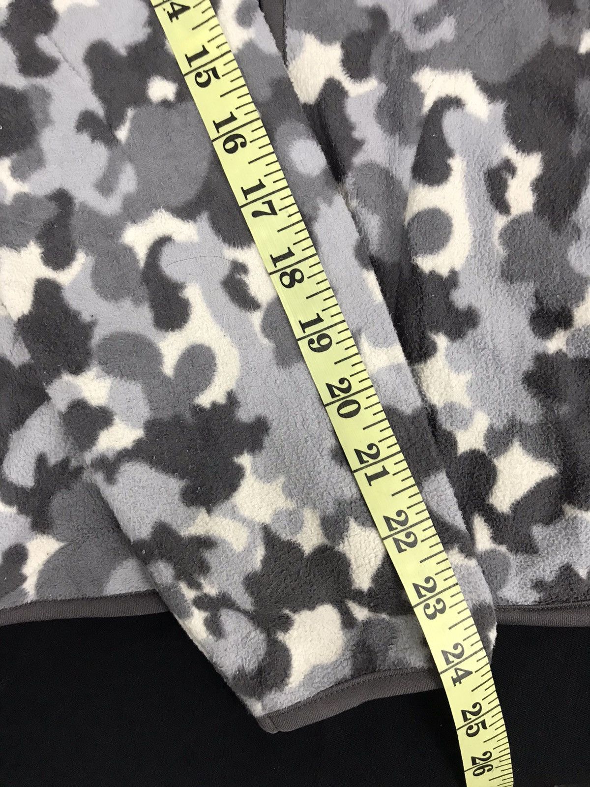 Japanese Brand Uniqlo Camouflage Style Wool Fleece Sweatshirt Hoodies Size S / US 4 / IT 40 - 7 Thumbnail