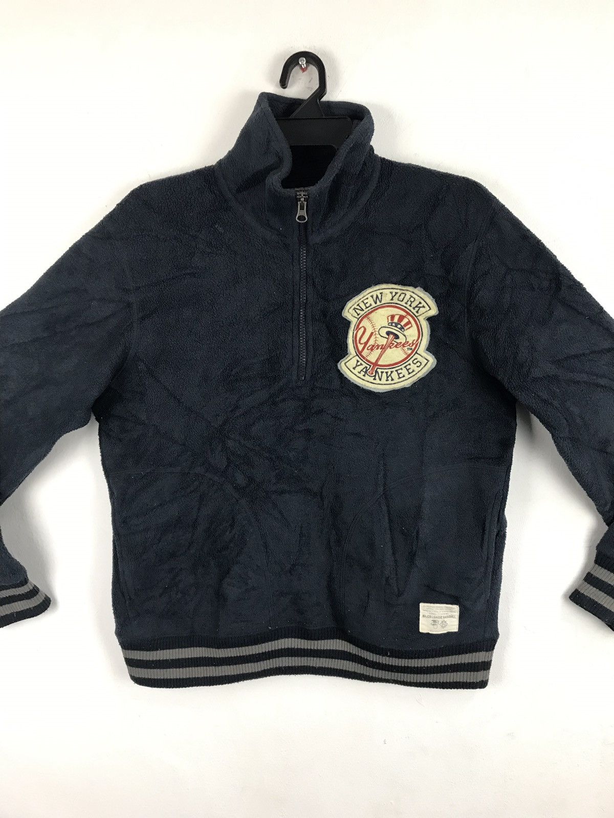 New York Yankees New York Yankees Bomber Style BaseBall Jacket Size US L / EU 52-54 / 3 - 3 Thumbnail