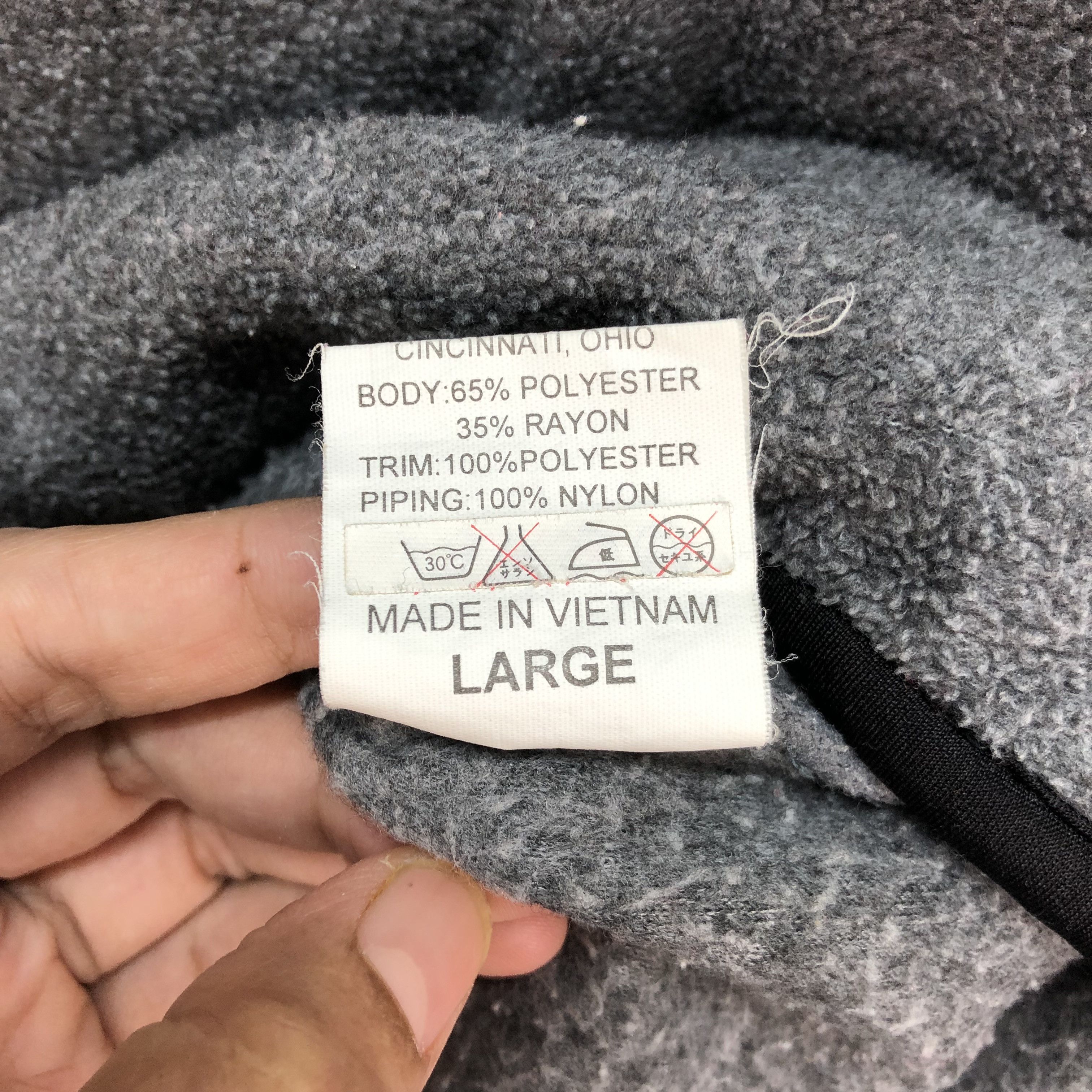 Cartoon Network Vintage Brazos Sportswear USA Pooh Fleece #5997-217 Size US L / EU 52-54 / 3 - 9 Thumbnail