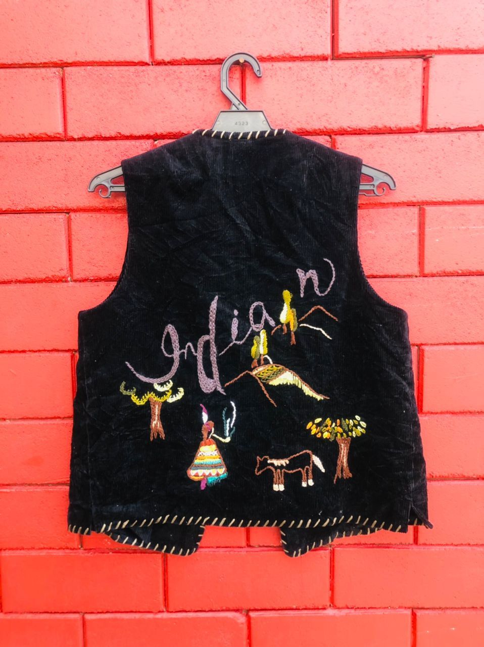 Japanese Brand × Vintage Vintage Indian Japanese Designer Embroidered Vest Size US M / EU 48-50 / 2 - 2 Thumbnail
