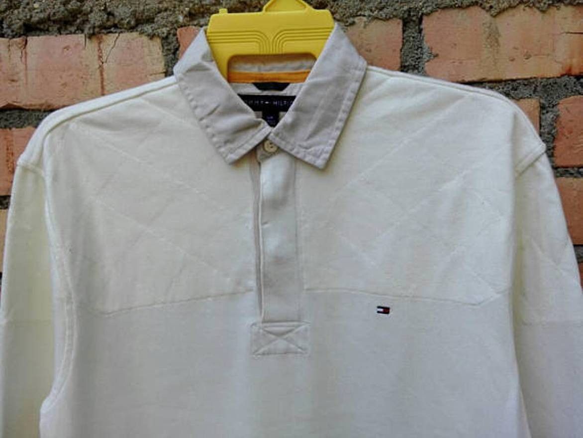 Tommy Hilfiger Tommy Hilfiger Rugby Shirt Small Size Mens Size US S / EU 44-46 / 1 - 3 Thumbnail