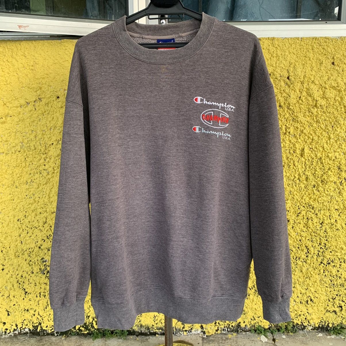 Champion Champion embroidery logo sweatshirt vintage 90s Size US L / EU 52-54 / 3 - 7 Thumbnail