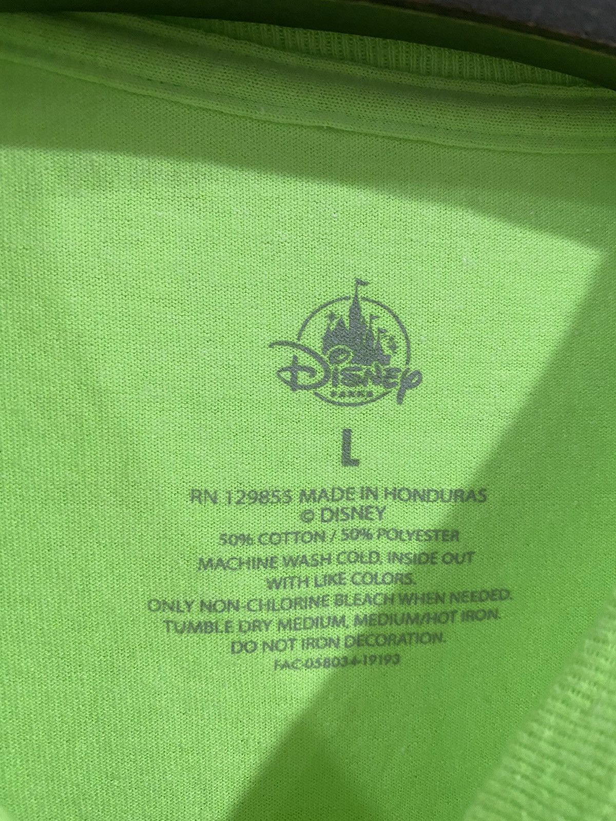 Disney Rare Psychedelic Disney Land Tee Size US L / EU 52-54 / 3 - 4 Thumbnail