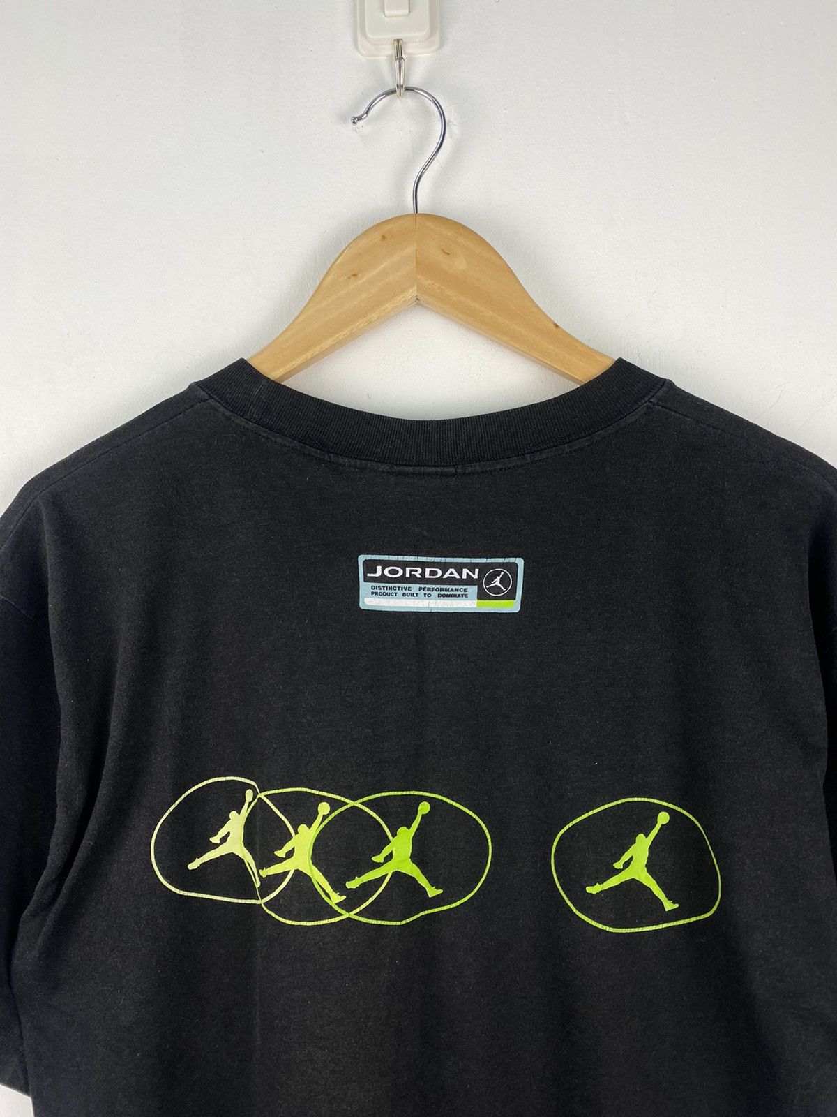 Nike Vintage 90s nike air jordan tshirt white tag Size US M / EU 48-50 / 2 - 6 Thumbnail