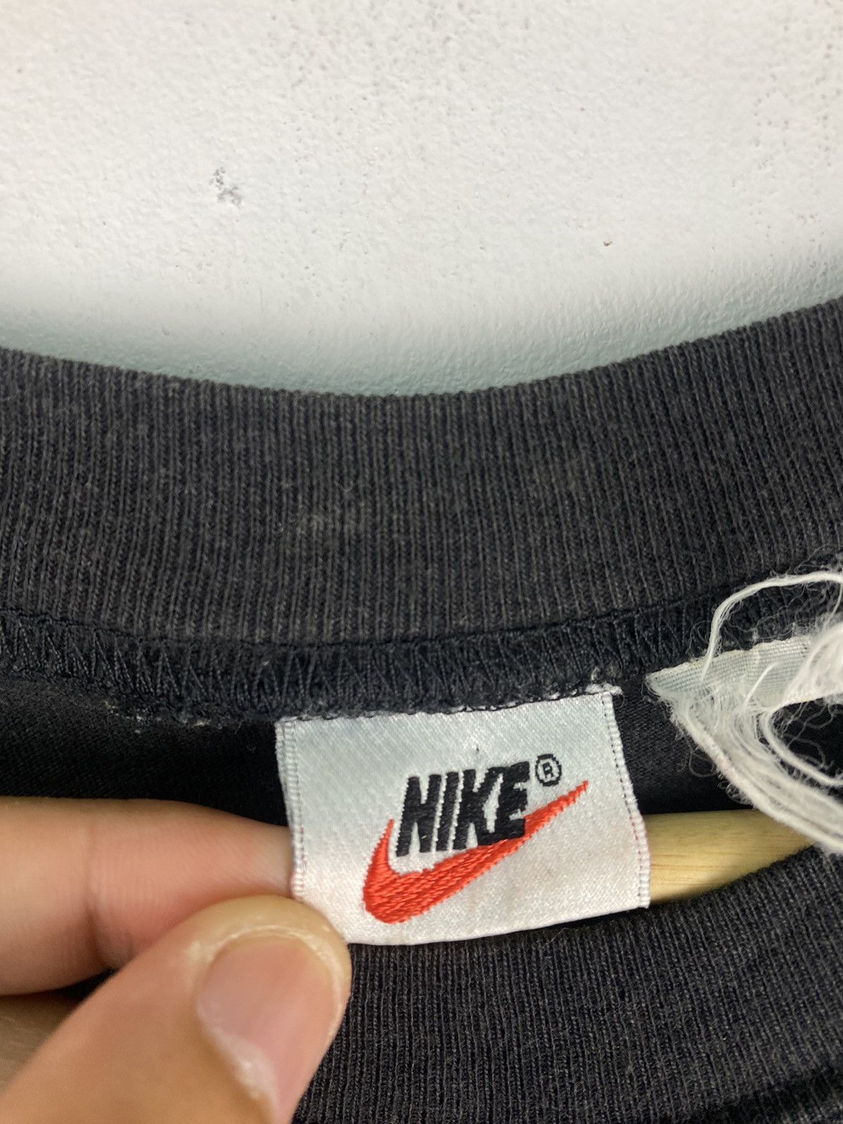 Nike Vintage 90s nike air jordan tshirt white tag Size US M / EU 48-50 / 2 - 3 Thumbnail
