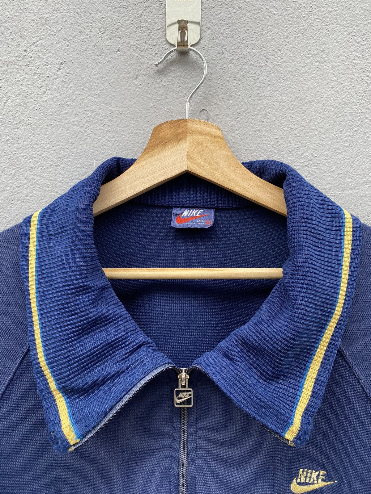 Nike × Vintage RARE💥1970s~1980s NIKE INTERNATIONAL Distressed Zipup Jacket Size US XL / EU 56 / 4 - 6 Thumbnail