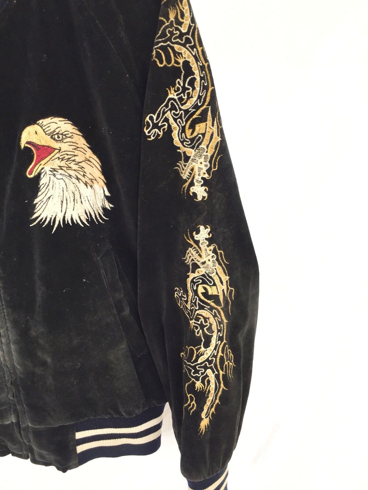 Tailor Toyo 90s Yokusuka 🇯🇵 Gold Eagle & Dragon Velvet Sukajan Size US L / EU 52-54 / 3 - 4 Thumbnail