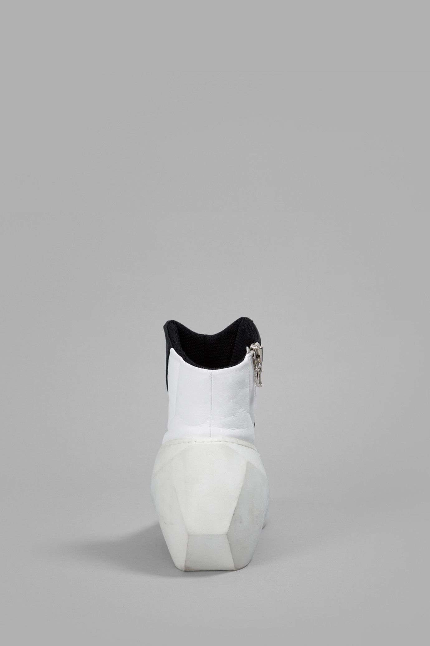 Julius GRAIL! Polygon sneakers.Like Rick Owens or Devoa Size US 8.5 / EU 41-42 - 2 Thumbnail