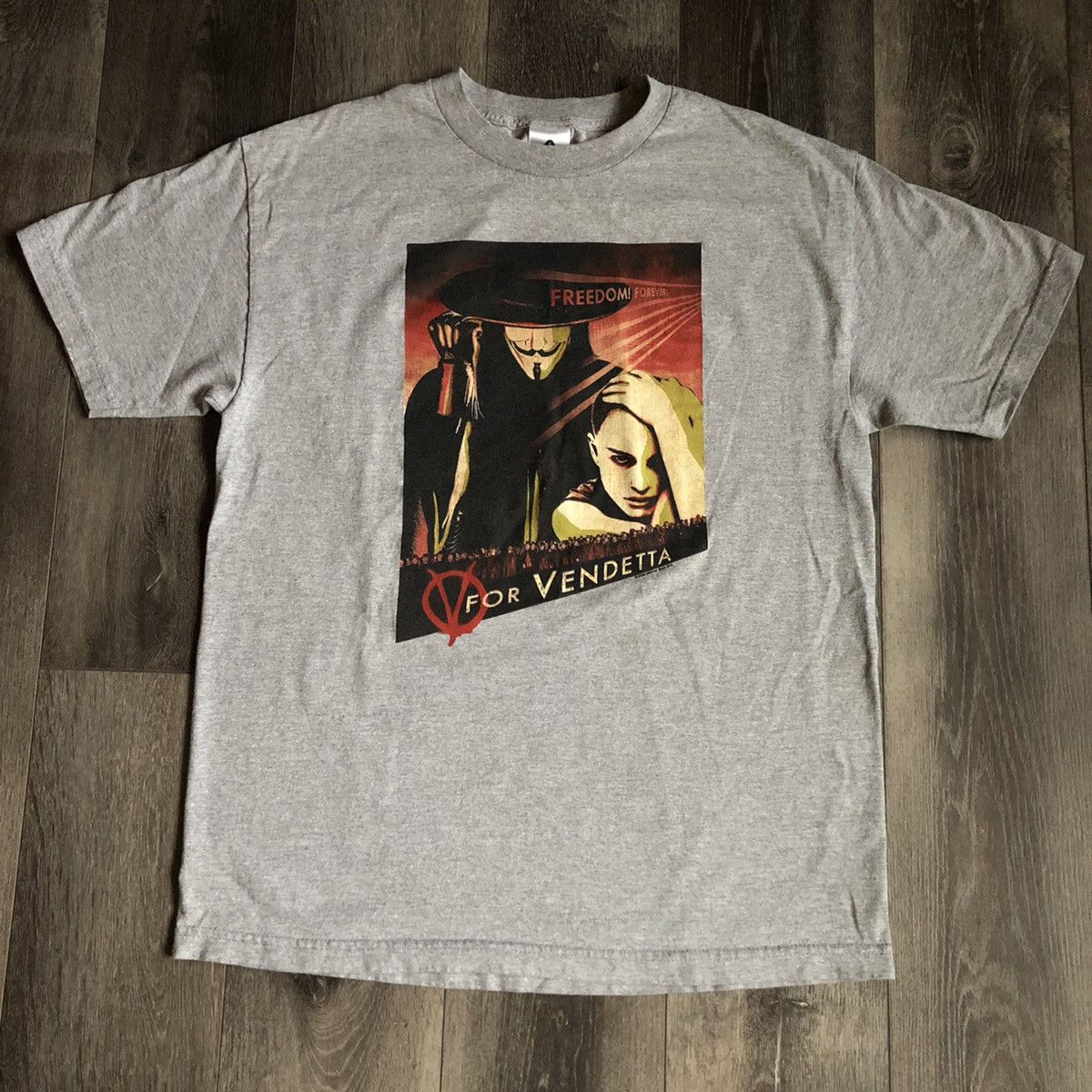 Vintage 2006 V For Vendetta Movie Promo Graphic Logo T Shirt