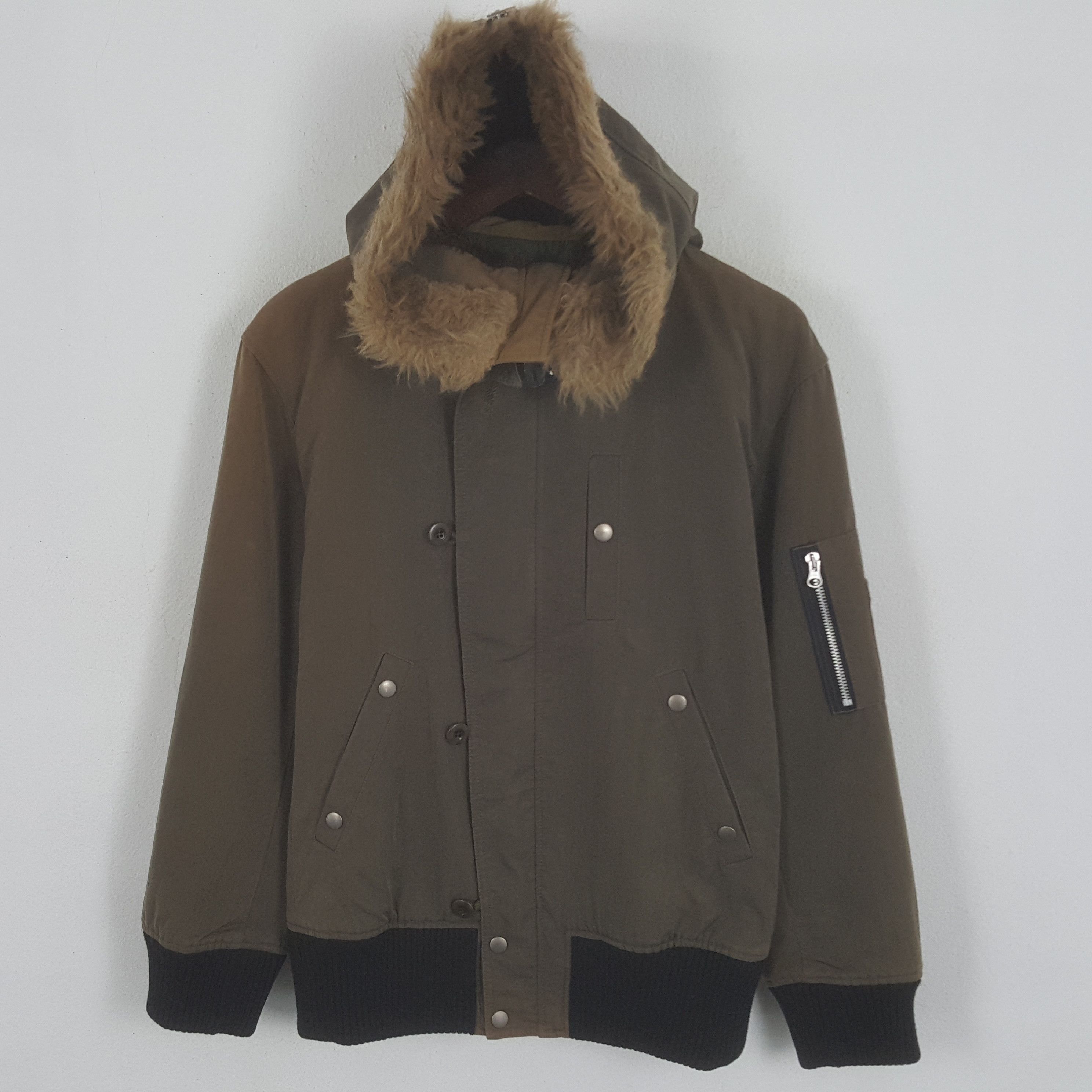 Tornado Mart Hood | Grailed