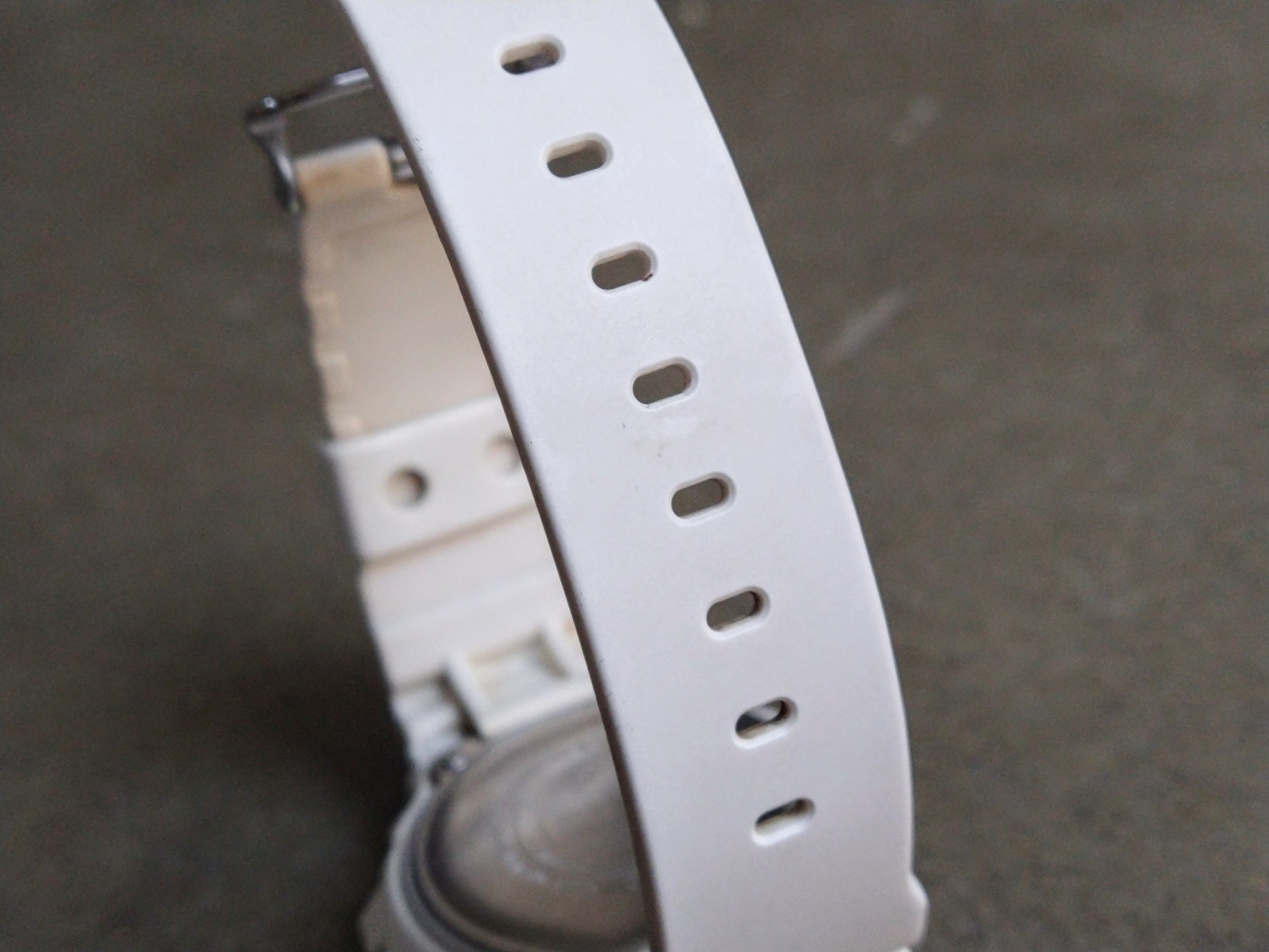Casio × G Shock Casio G-Shock DW-6900WW White Wristwatch Rubber Whiteout Size ONE SIZE - 10 Thumbnail